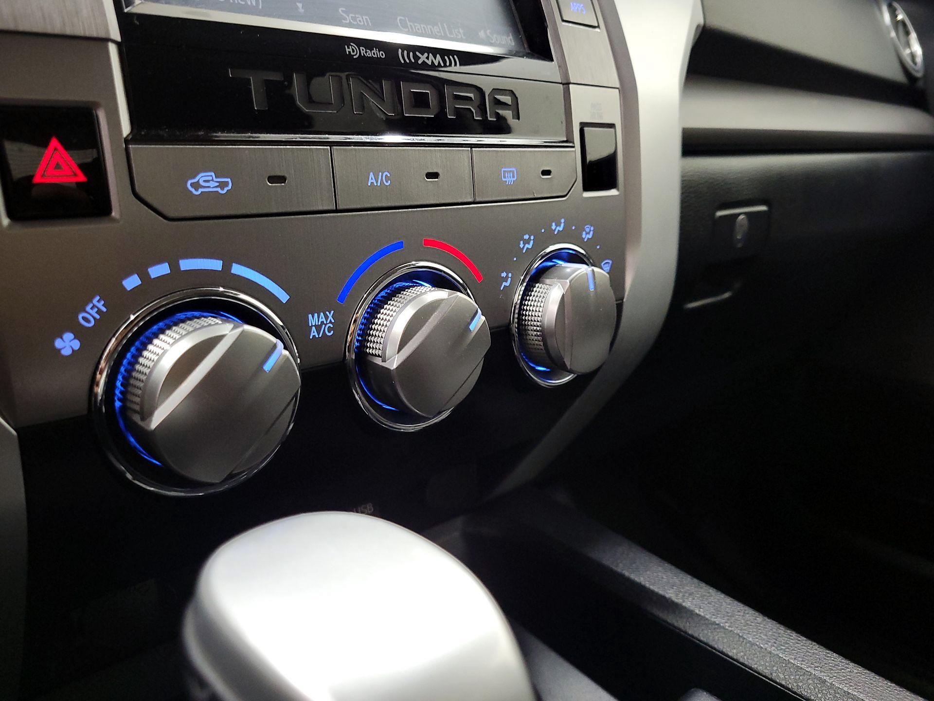 Thumbnail: 2018 Toyota Tundra - 16