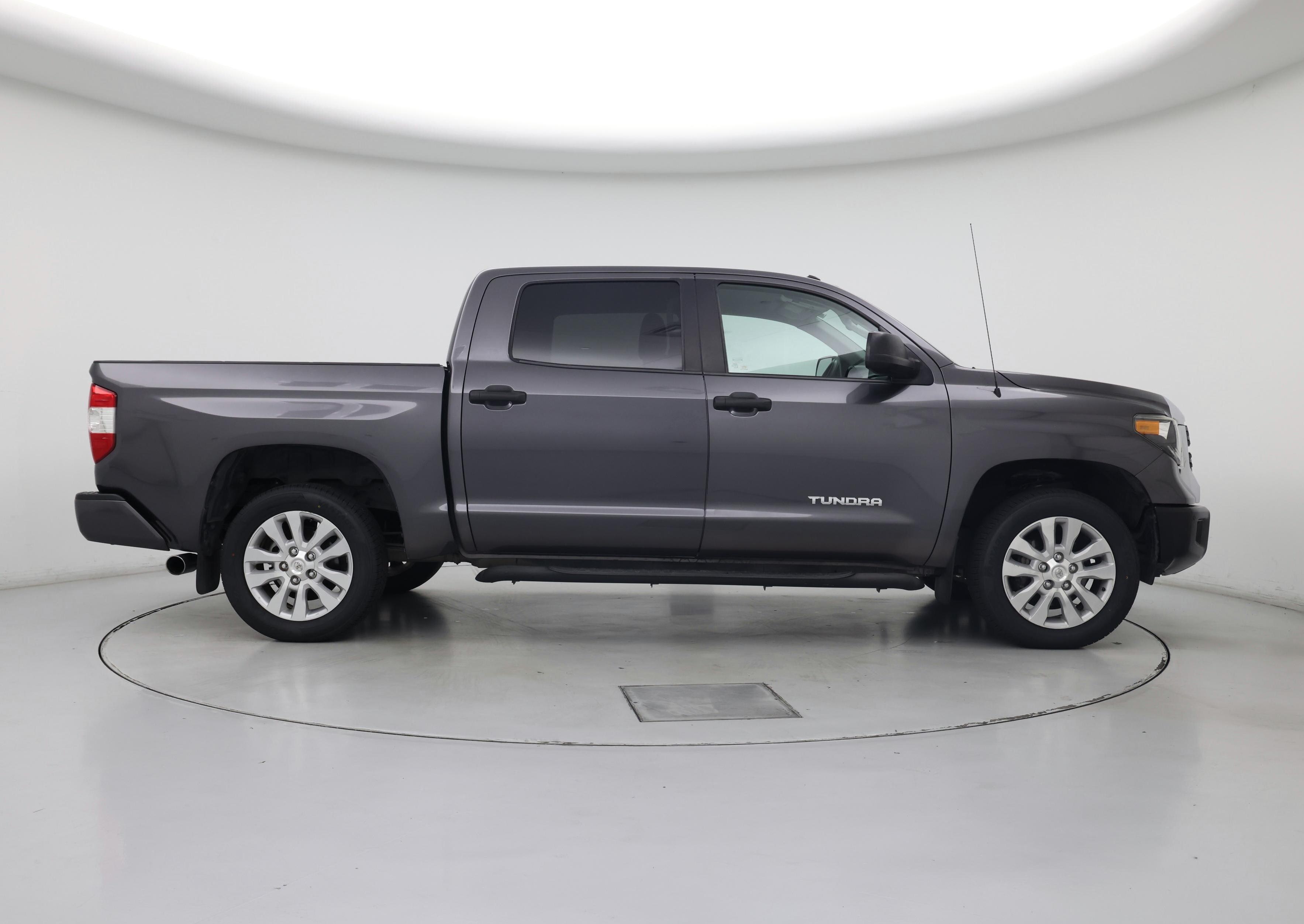 Thumbnail: 2018 Toyota Tundra - 7