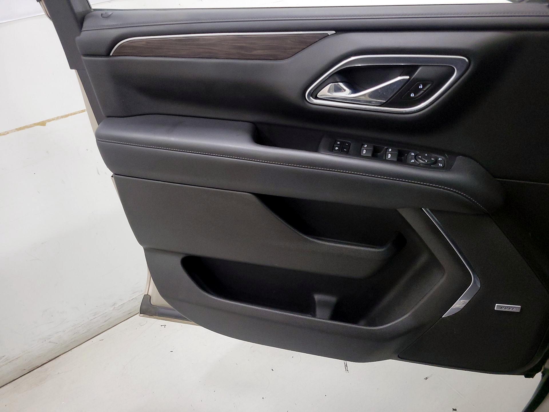 Thumbnail: 2021 Chevrolet Tahoe - 12