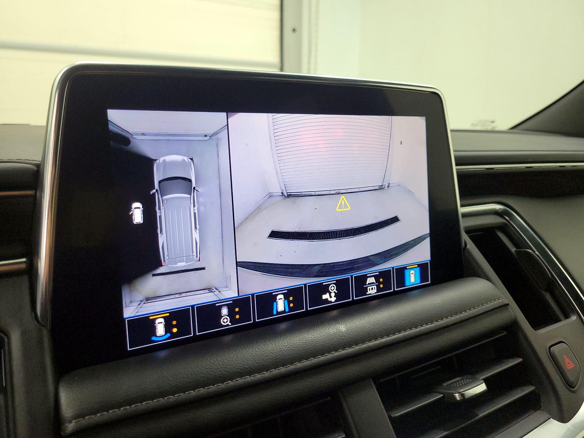 Thumbnail: 2021 Chevrolet Tahoe - 14