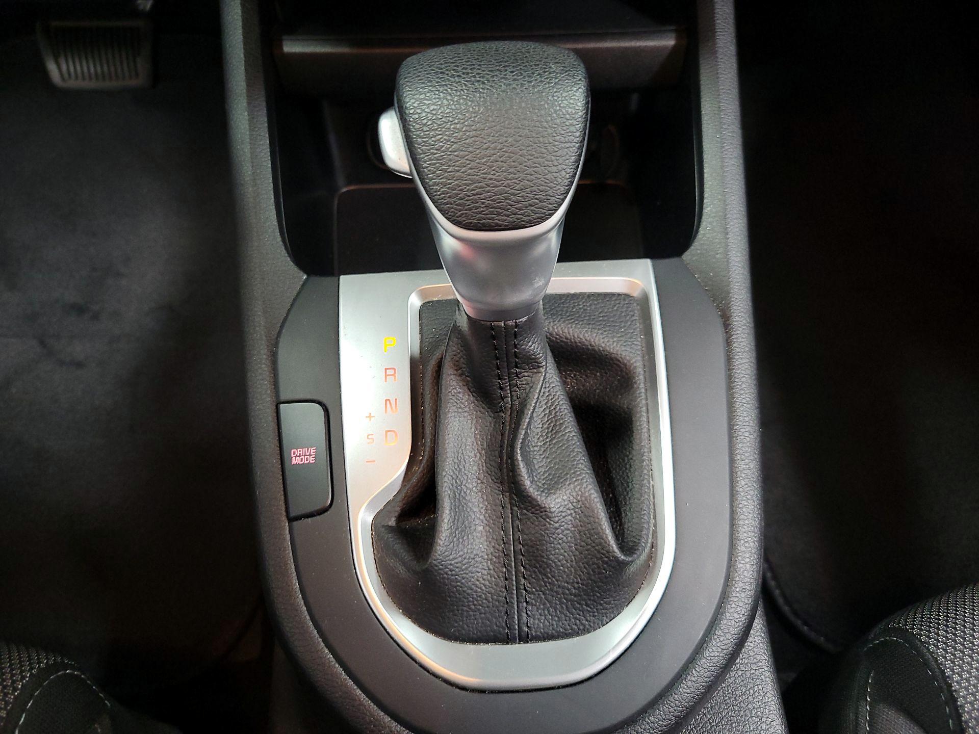 Thumbnail: 2023 Kia Forte - 17