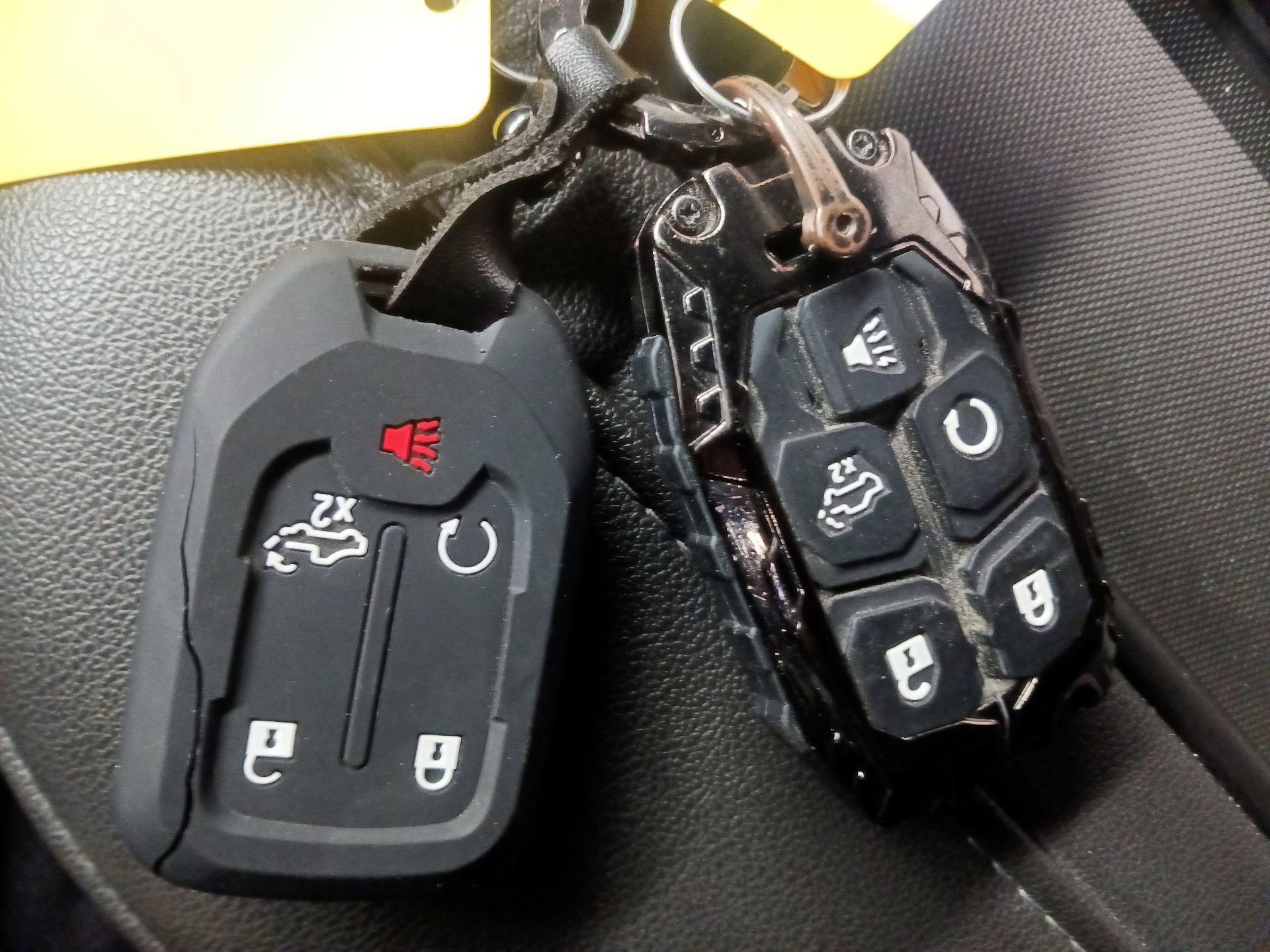 Thumbnail: 2021 GMC Sierra 1500 - 16