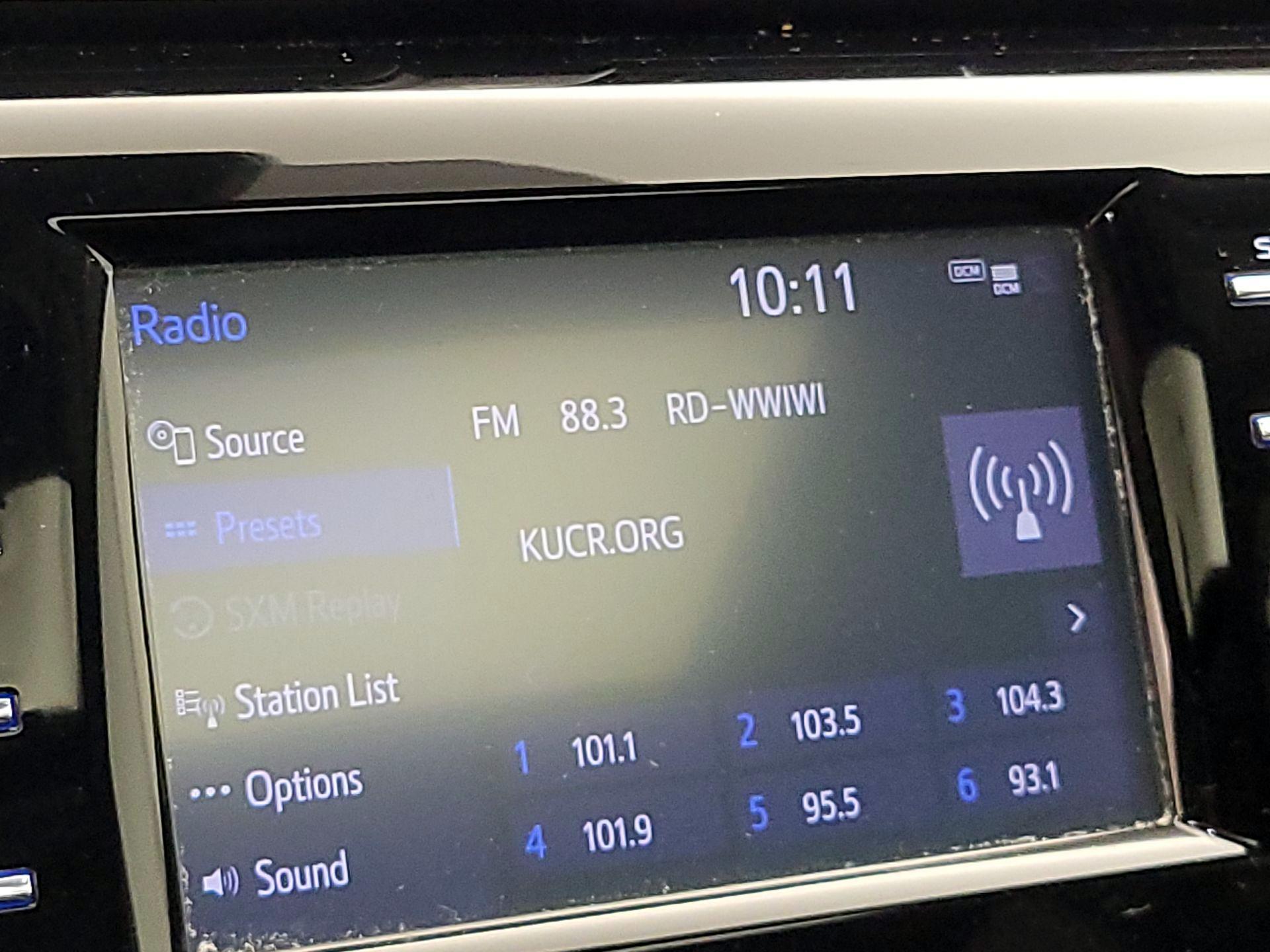 Thumbnail: 2020 Toyota Camry - 15