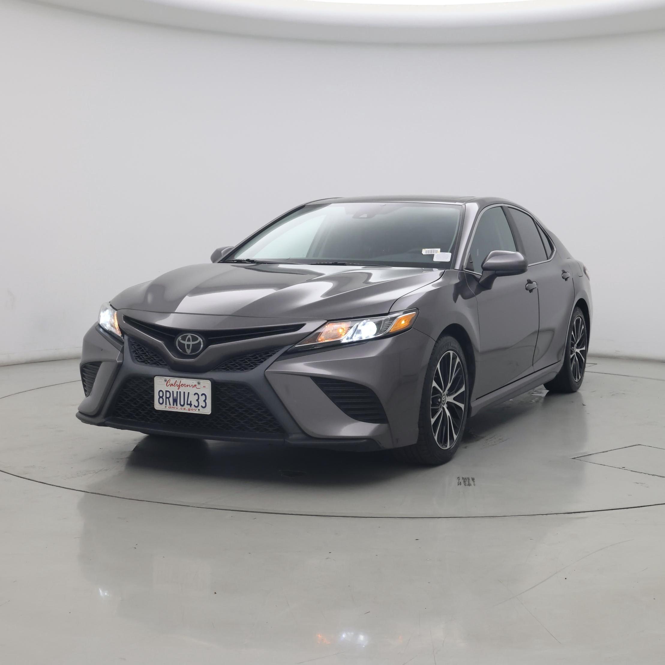 Thumbnail: 2020 Toyota Camry - 4