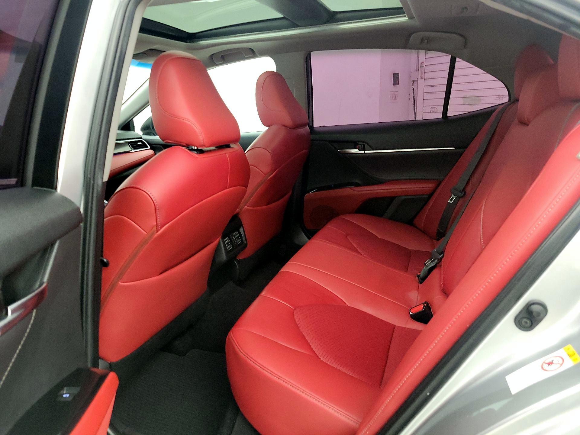 Thumbnail: 2018 Toyota Camry - 20