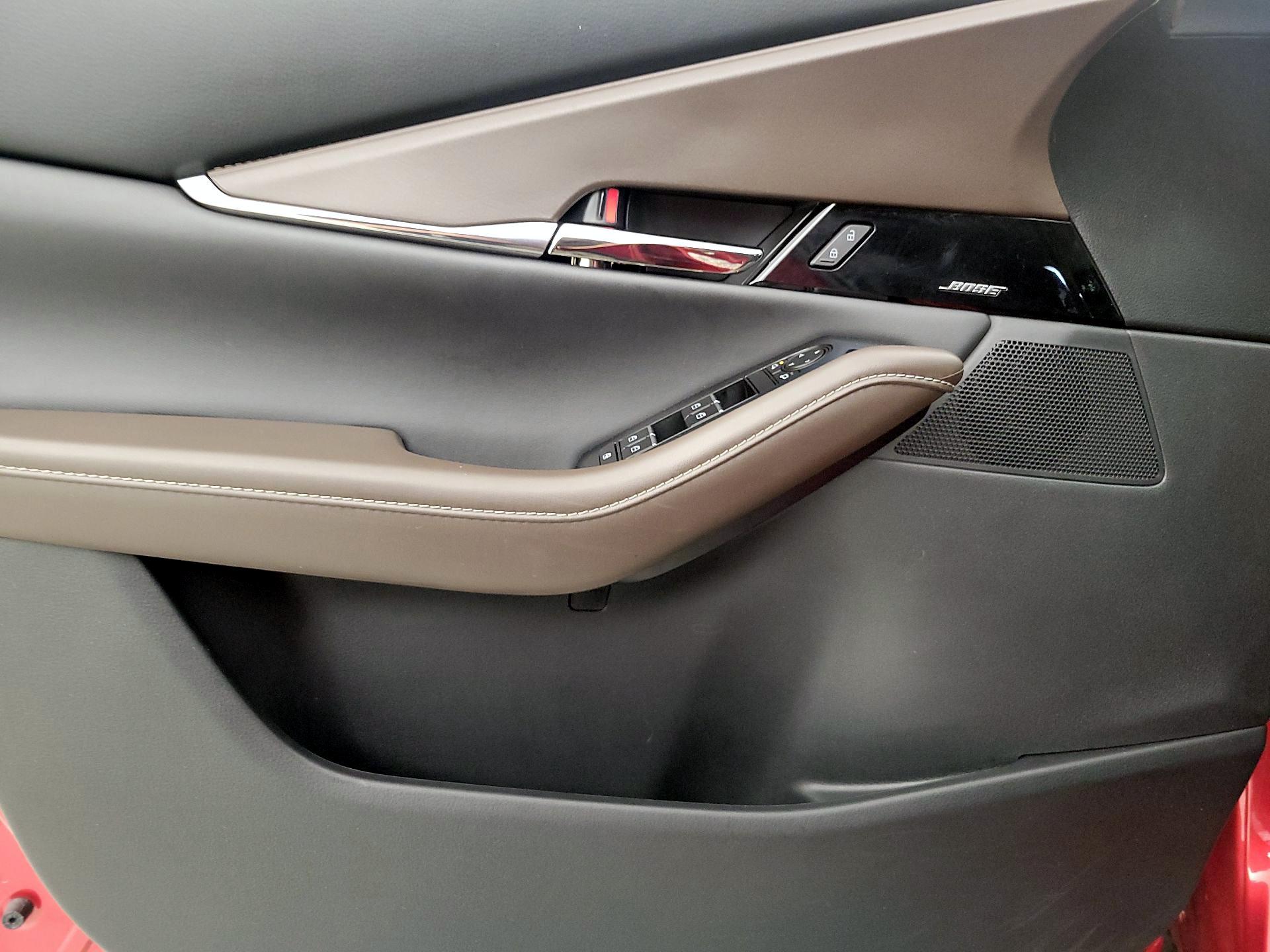 Thumbnail: 2023 Mazda CX-30 - 12