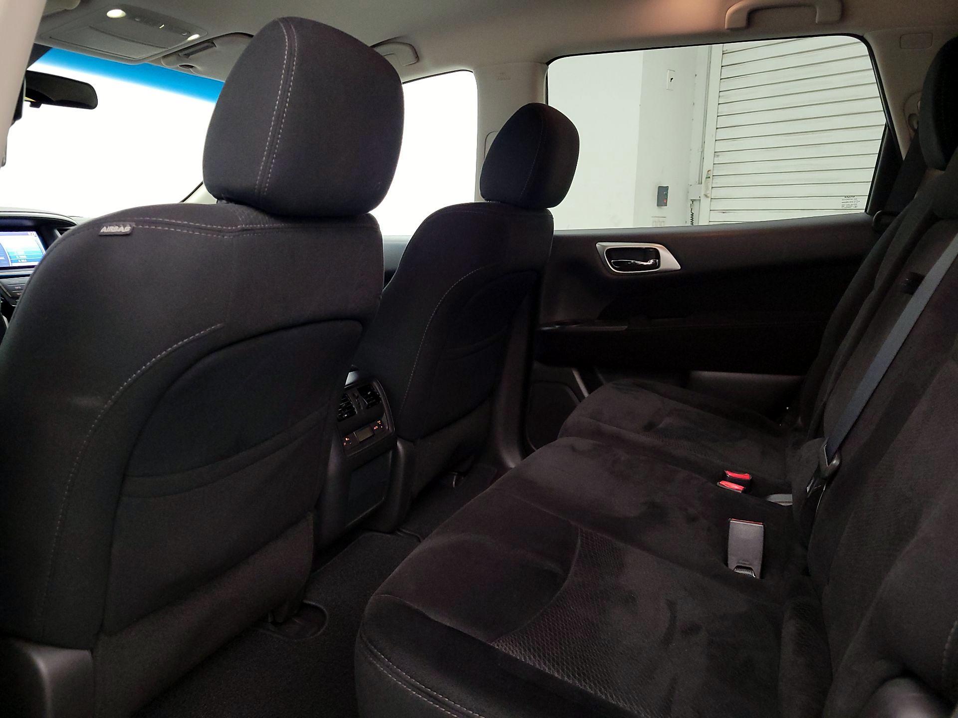 Thumbnail: 2014 Nissan Pathfinder - 19