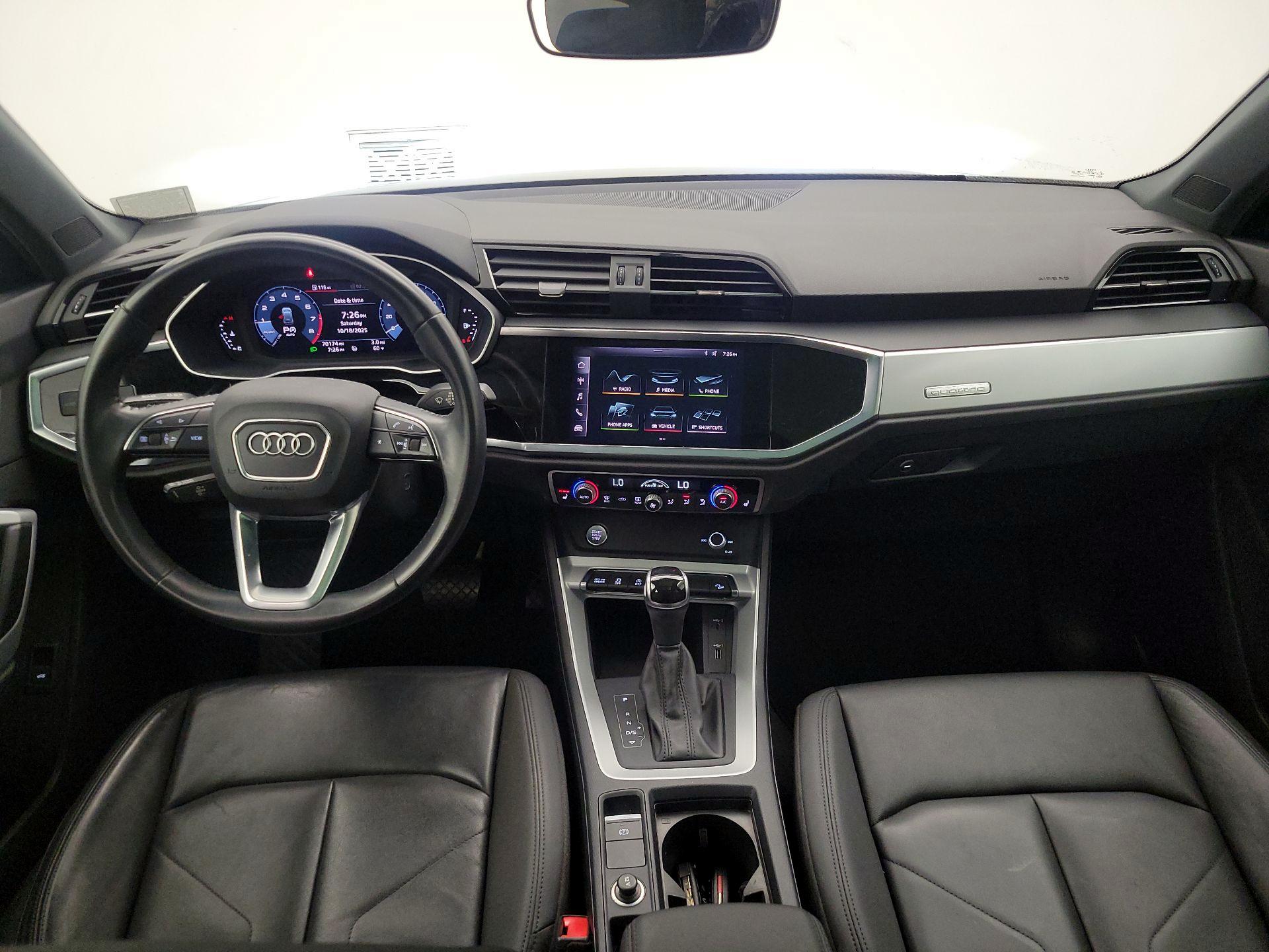 Thumbnail: 2020 Audi Q3 - 9