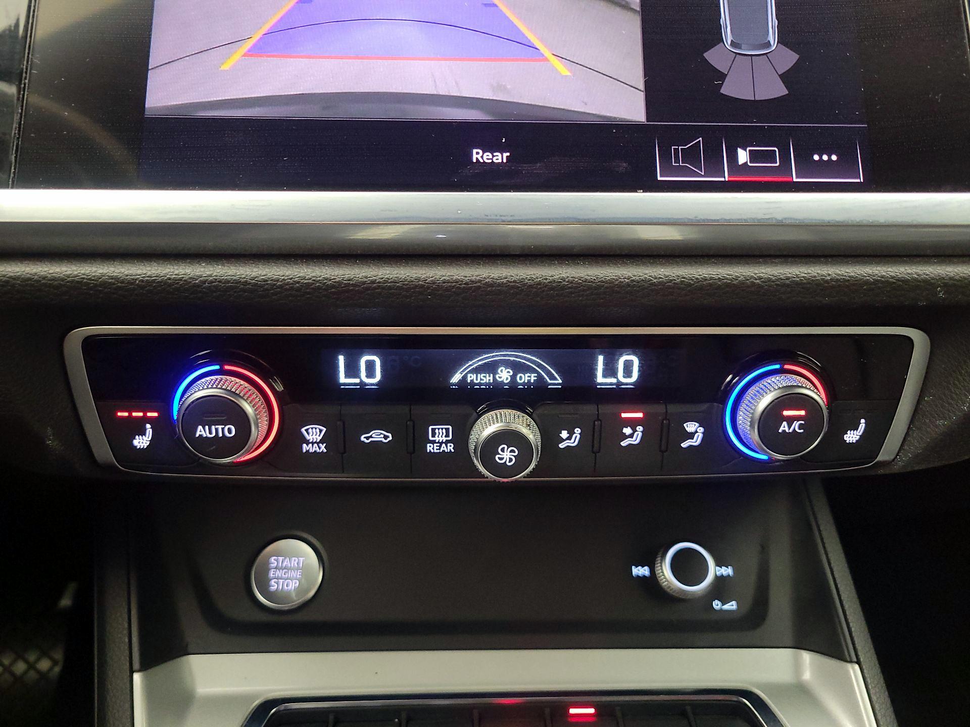 Thumbnail: 2020 Audi Q3 - 16