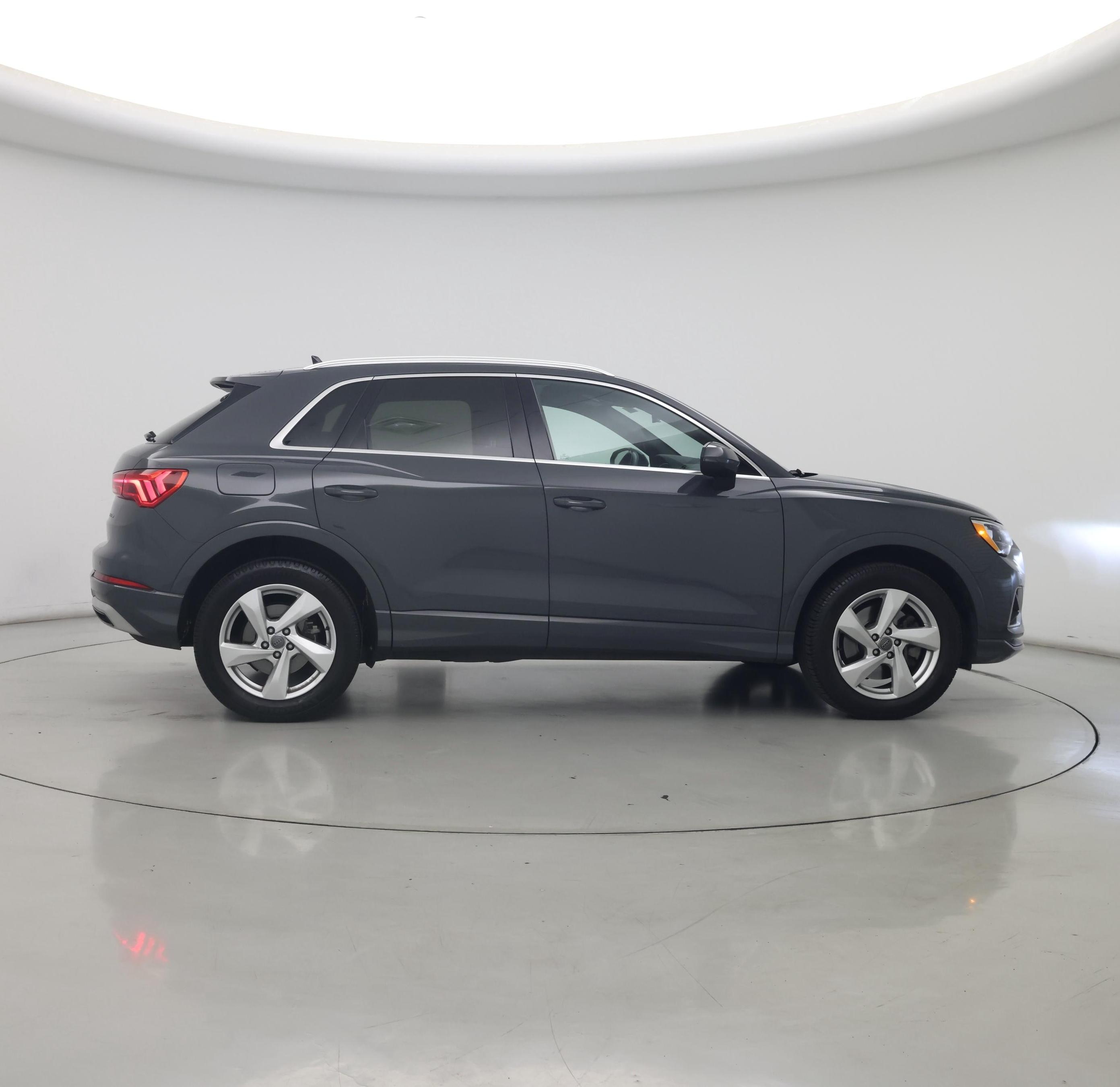 Thumbnail: 2020 Audi Q3 - 7