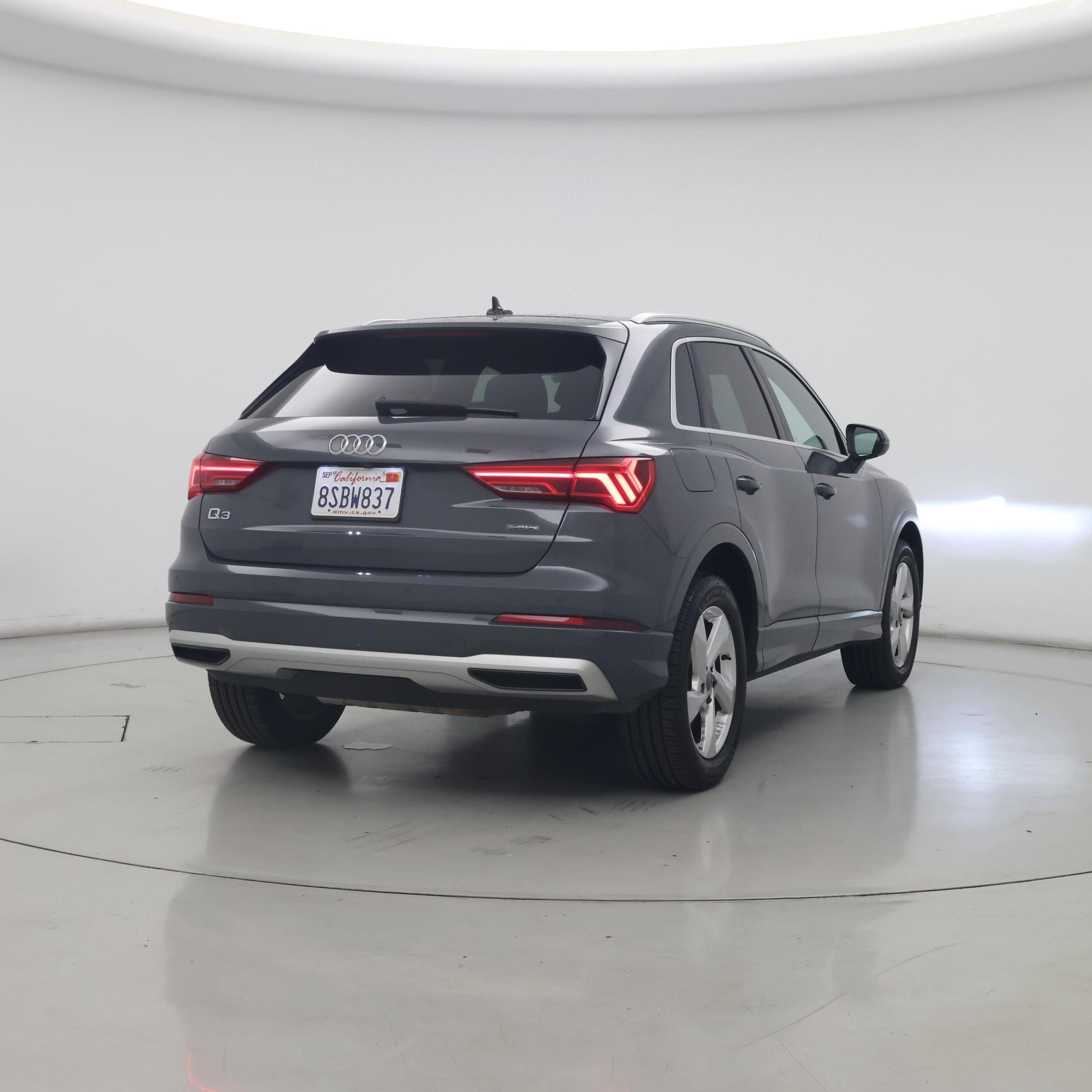 Thumbnail: 2020 Audi Q3 - 8
