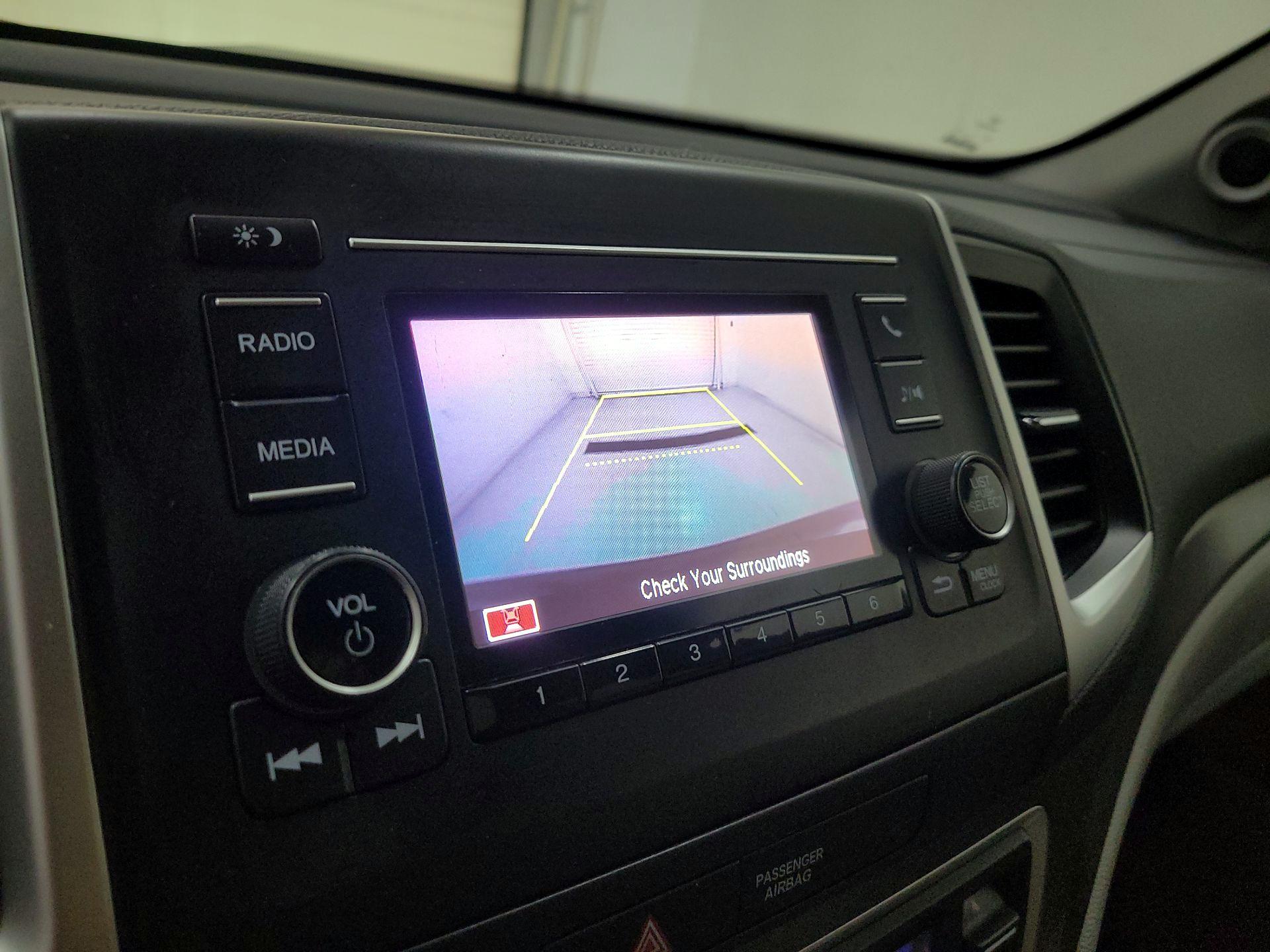 Thumbnail: 2021 Honda Pilot - 14