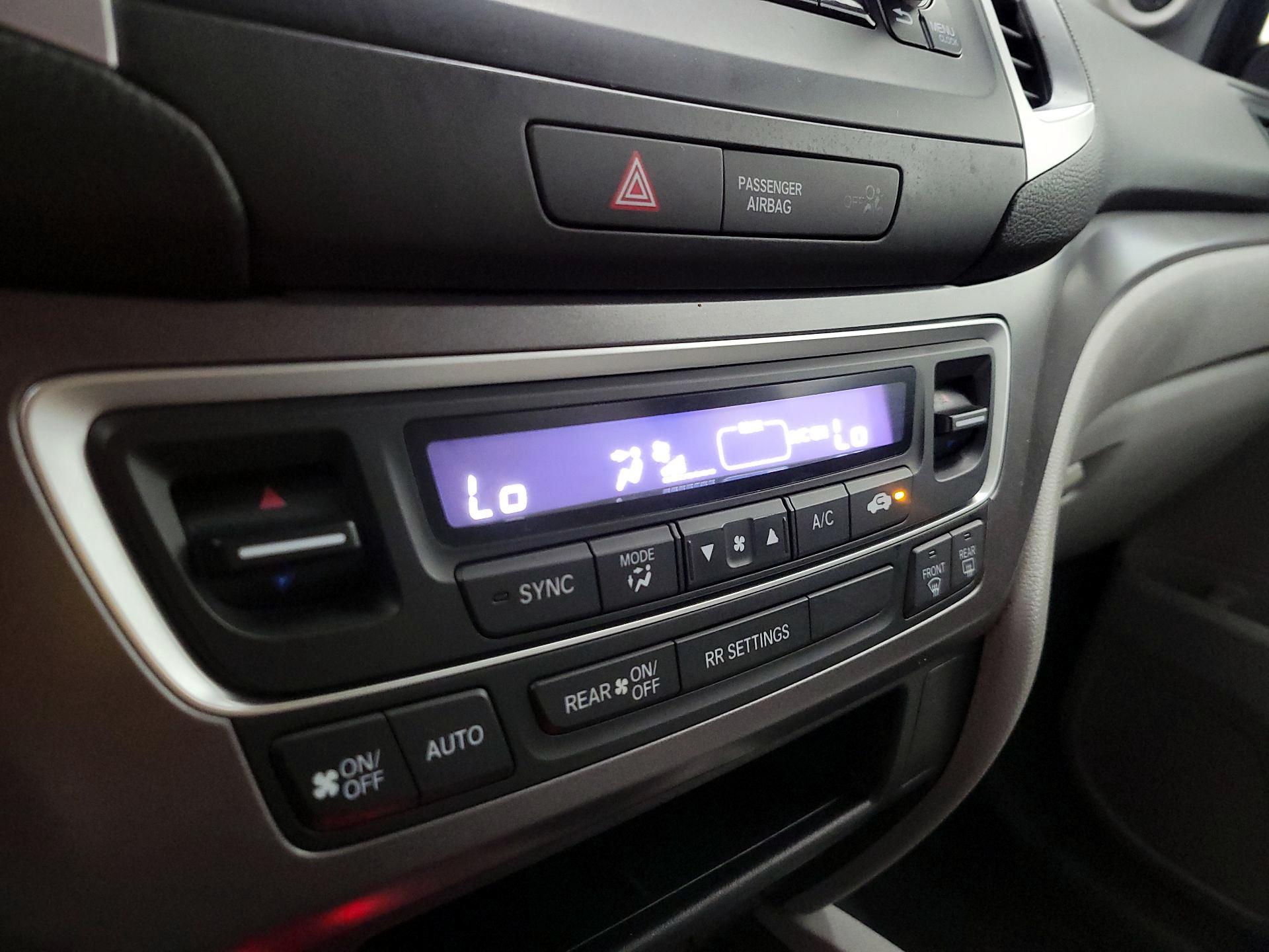 Thumbnail: 2021 Honda Pilot - 16