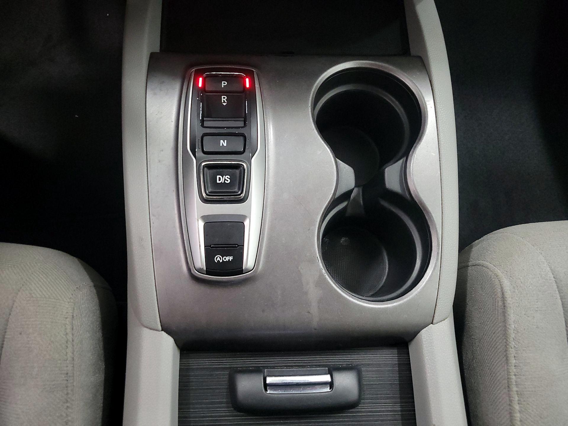 Thumbnail: 2021 Honda Pilot - 17