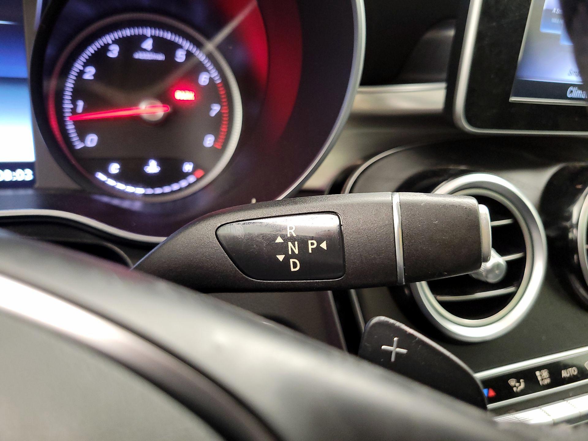 Thumbnail: 2019 Mercedes-Benz GLC - 17