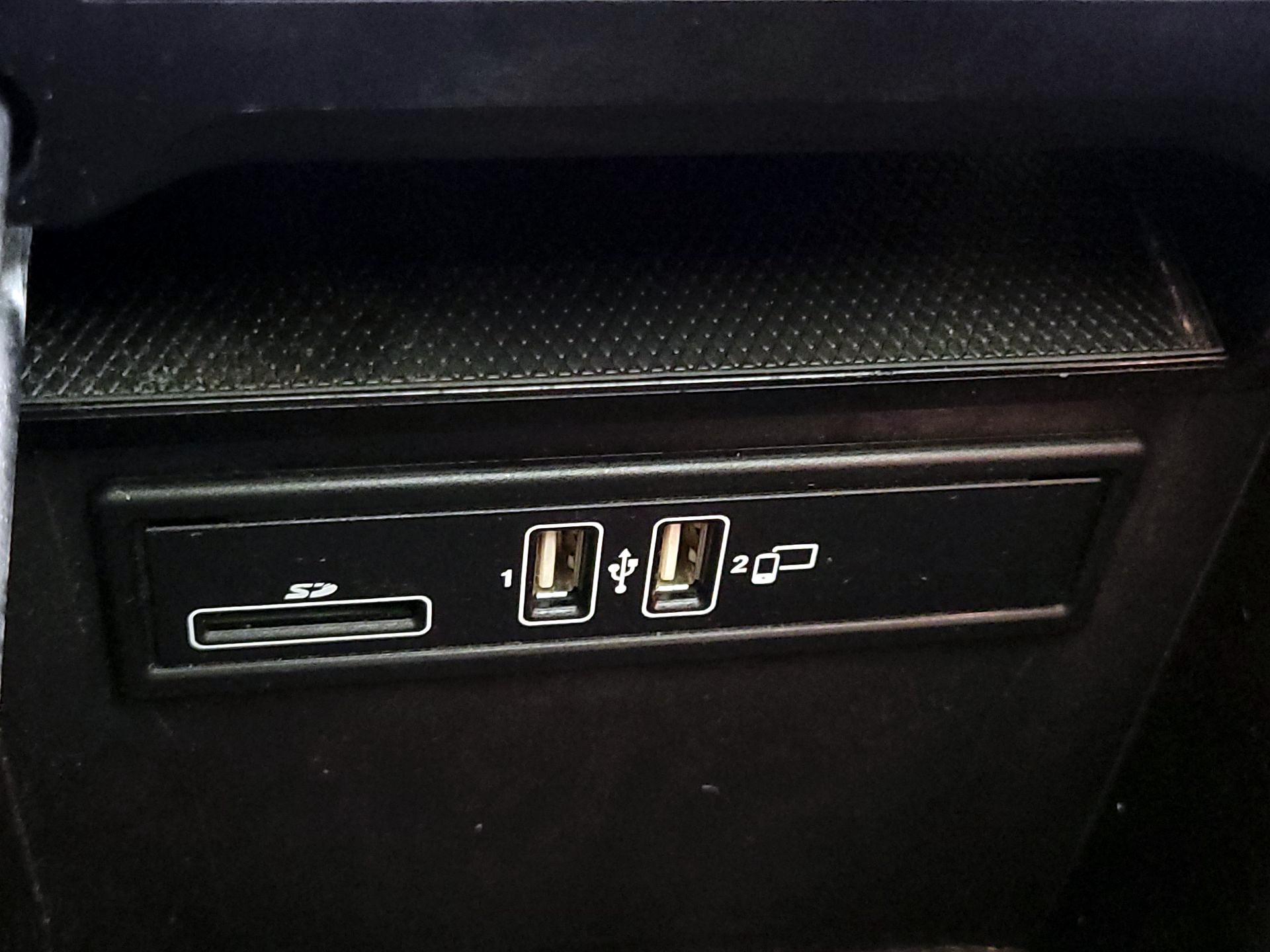 Thumbnail: 2019 Mercedes-Benz GLC - 18