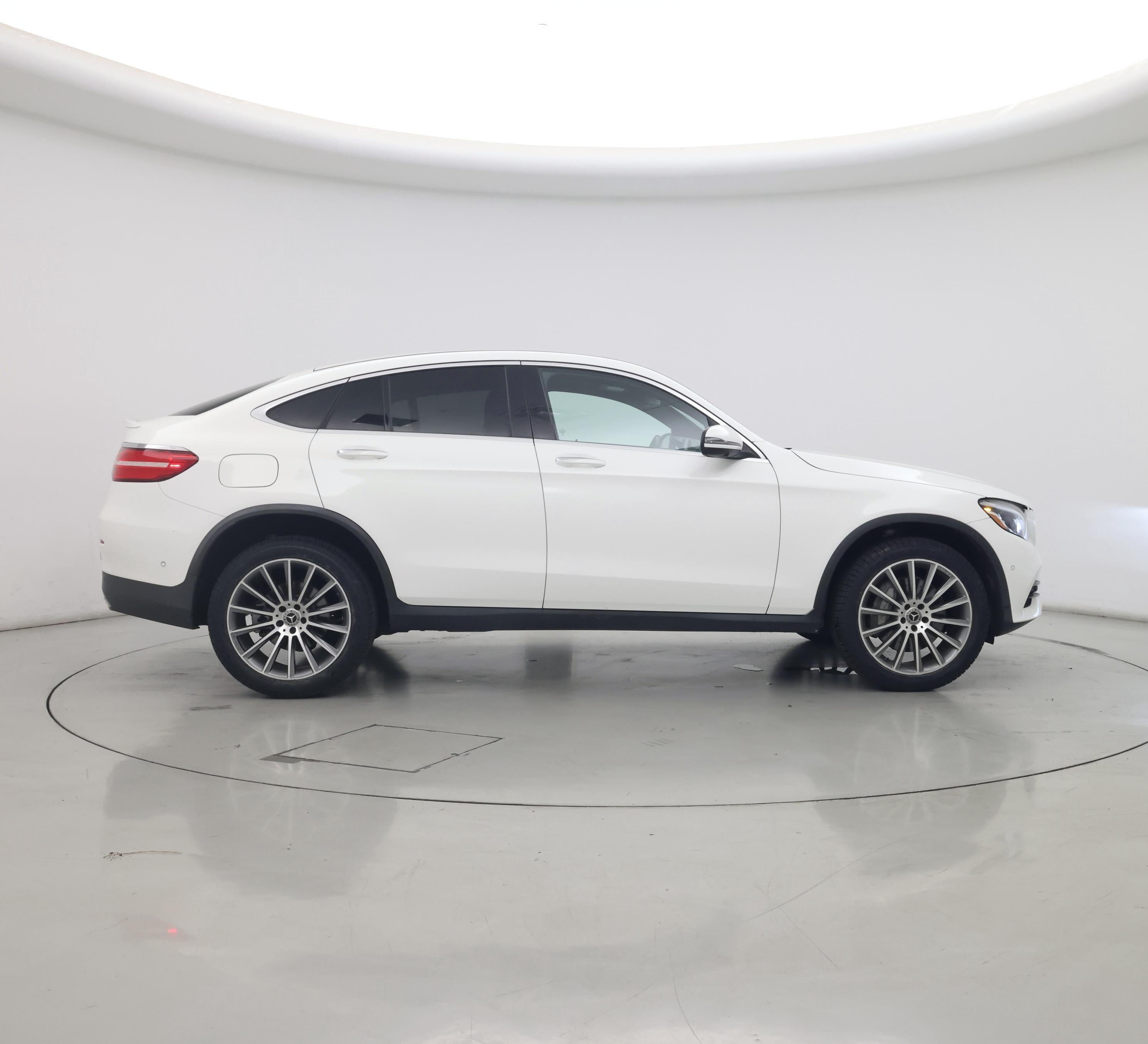 Thumbnail: 2019 Mercedes-Benz GLC - 7