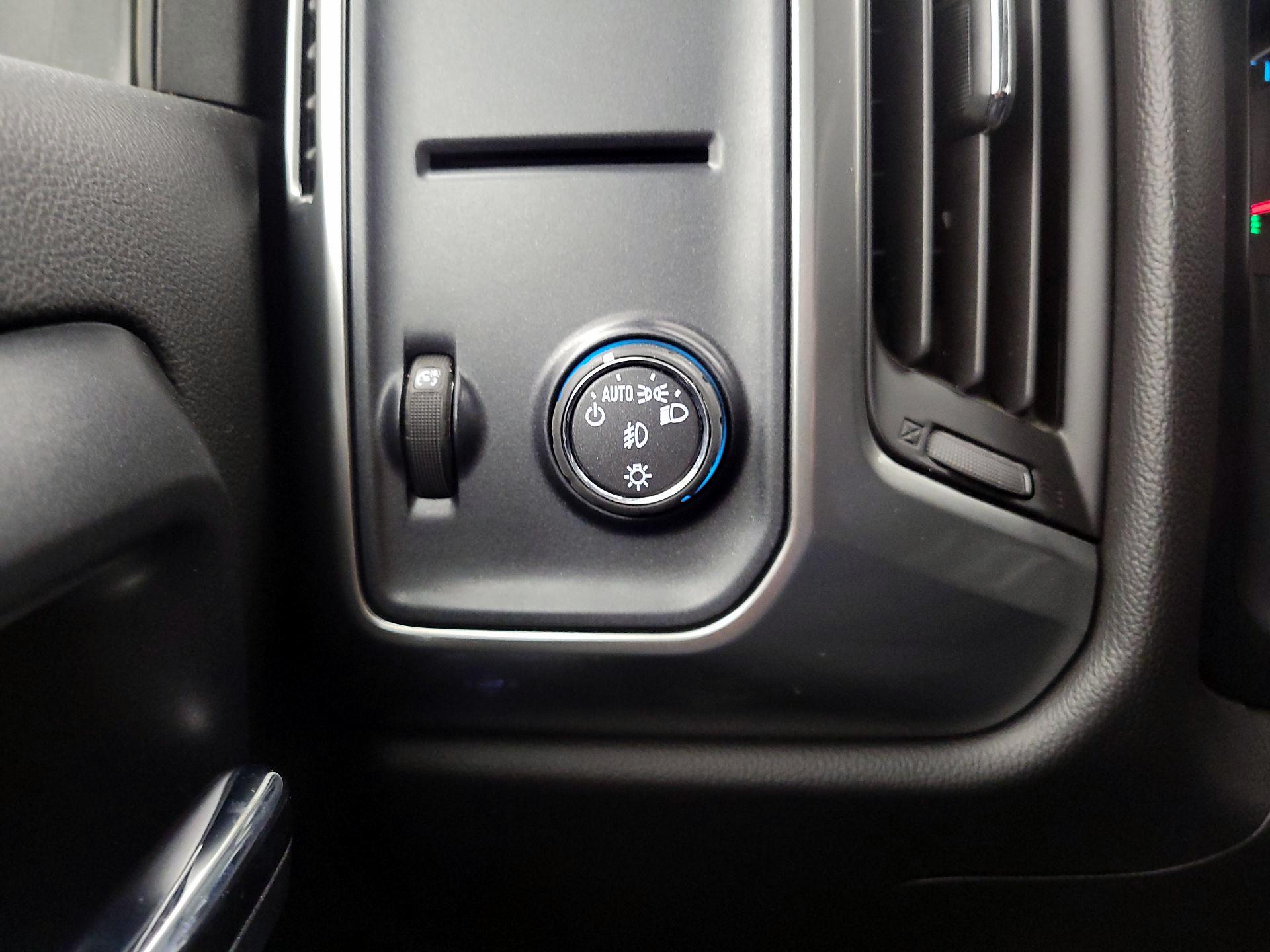 Thumbnail: 2014 Chevrolet Silverado 1500 - 13