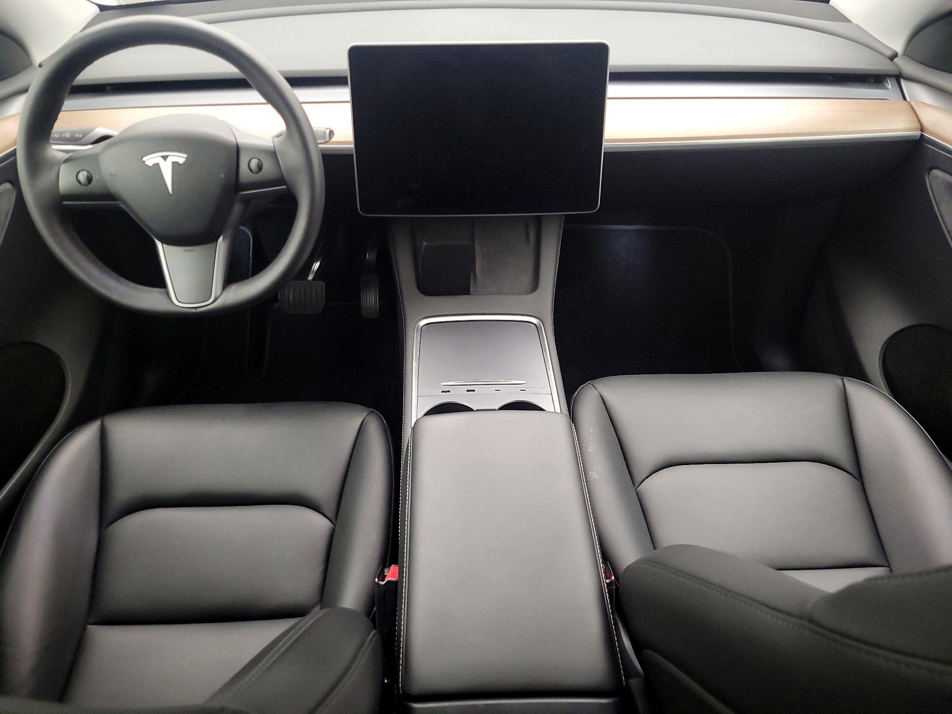 Thumbnail: 2023 Tesla Model Y - 9