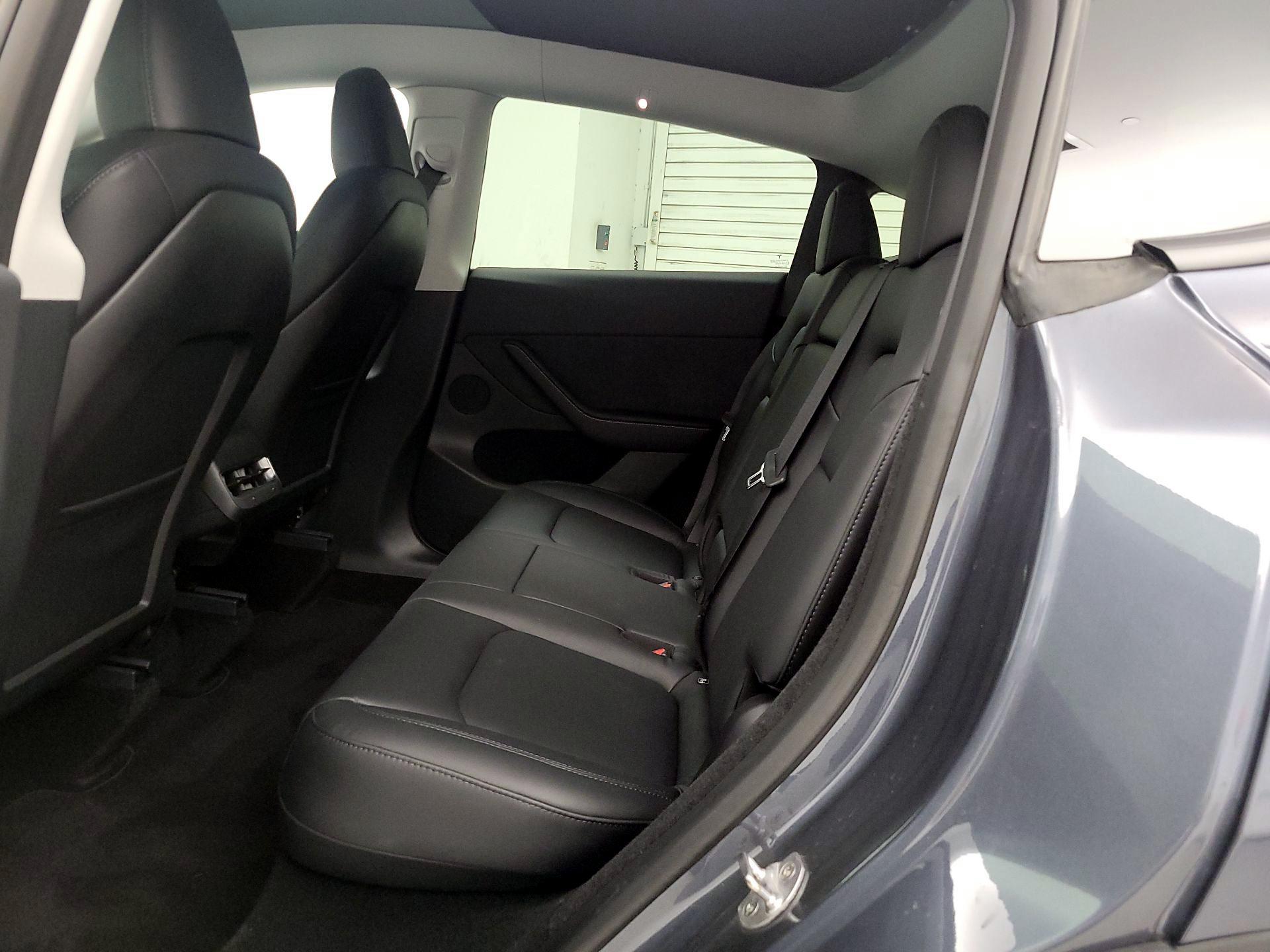 Thumbnail: 2023 Tesla Model Y - 18