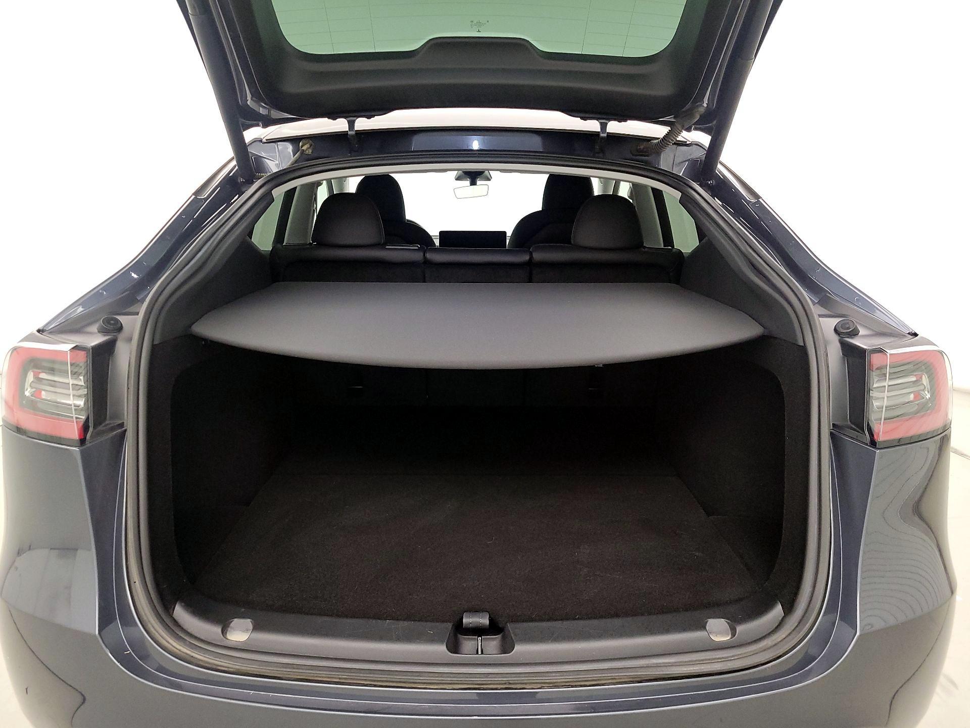 Thumbnail: 2023 Tesla Model Y - 19