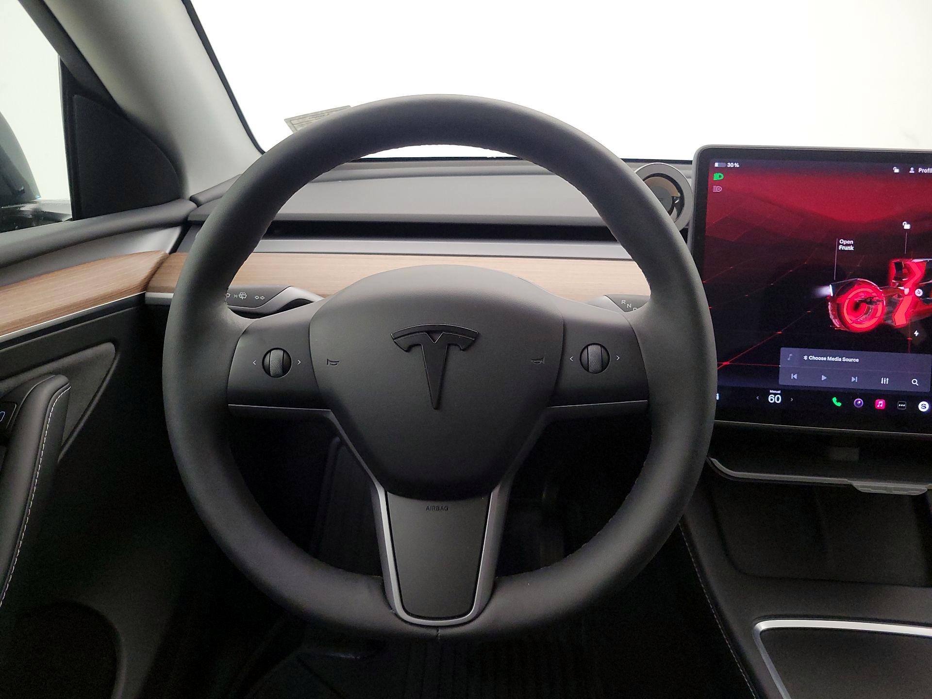 Thumbnail: 2025 Tesla Model Y - 10