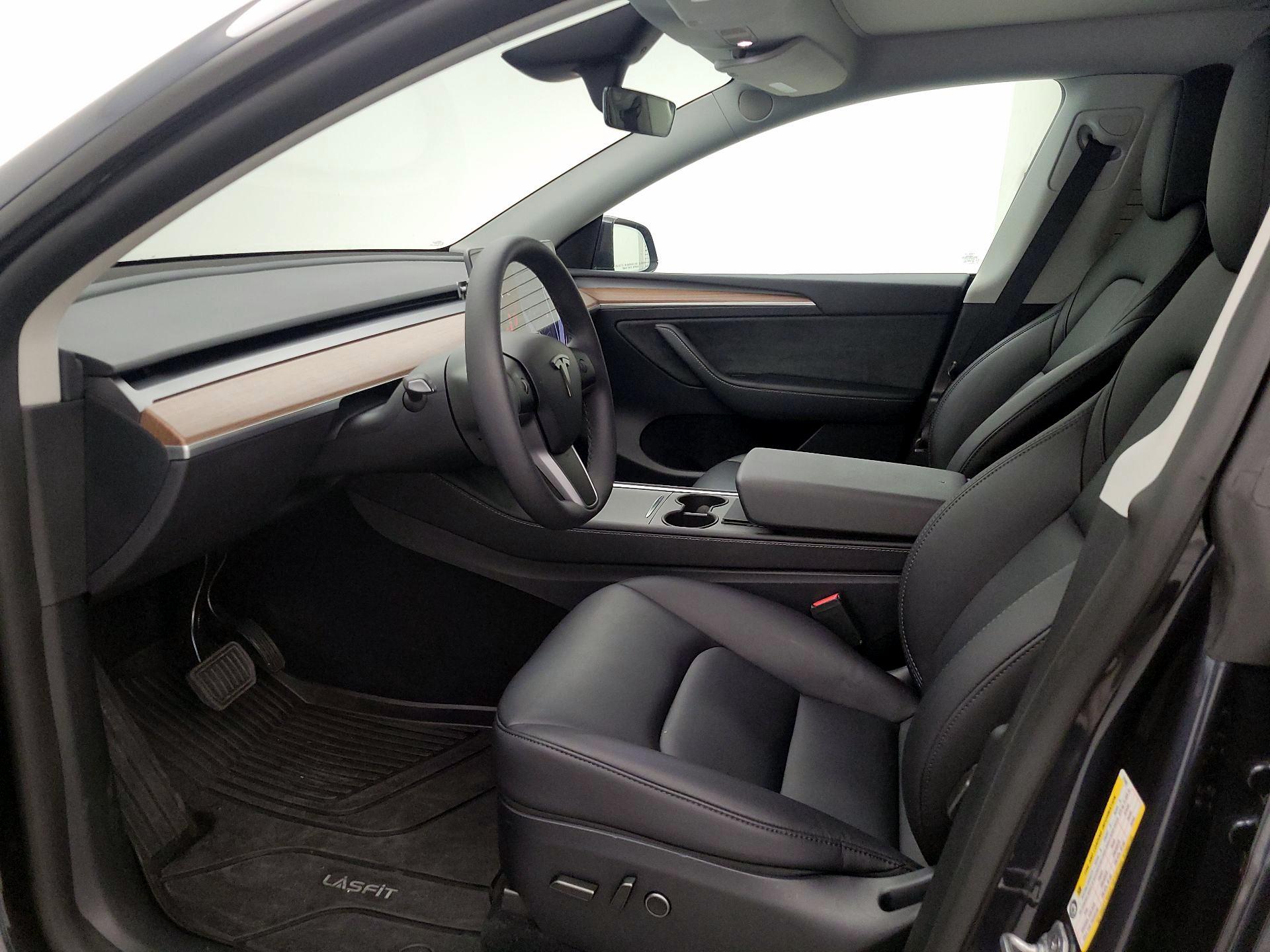 Thumbnail: 2025 Tesla Model Y - 11