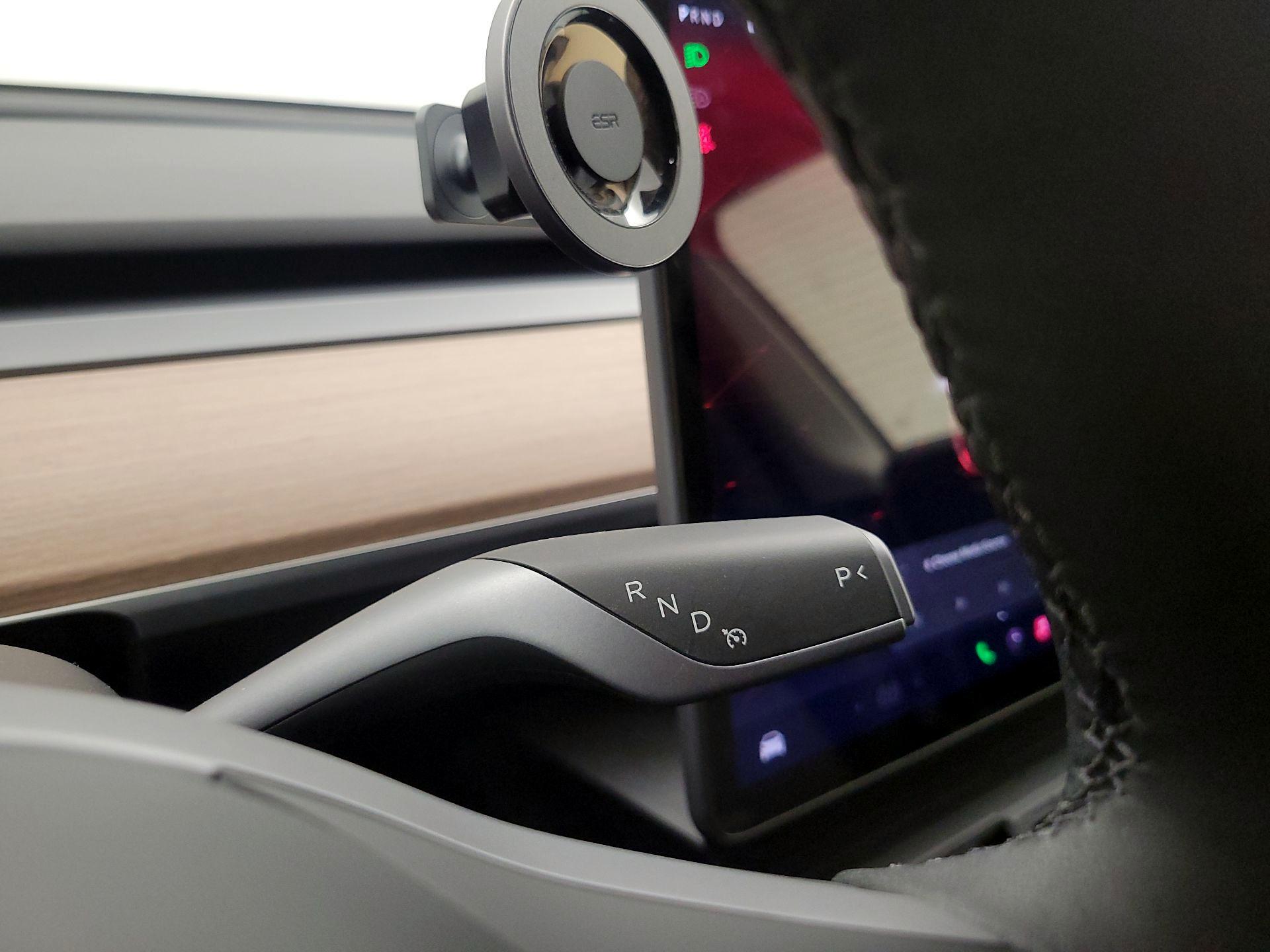 Thumbnail: 2025 Tesla Model Y - 17