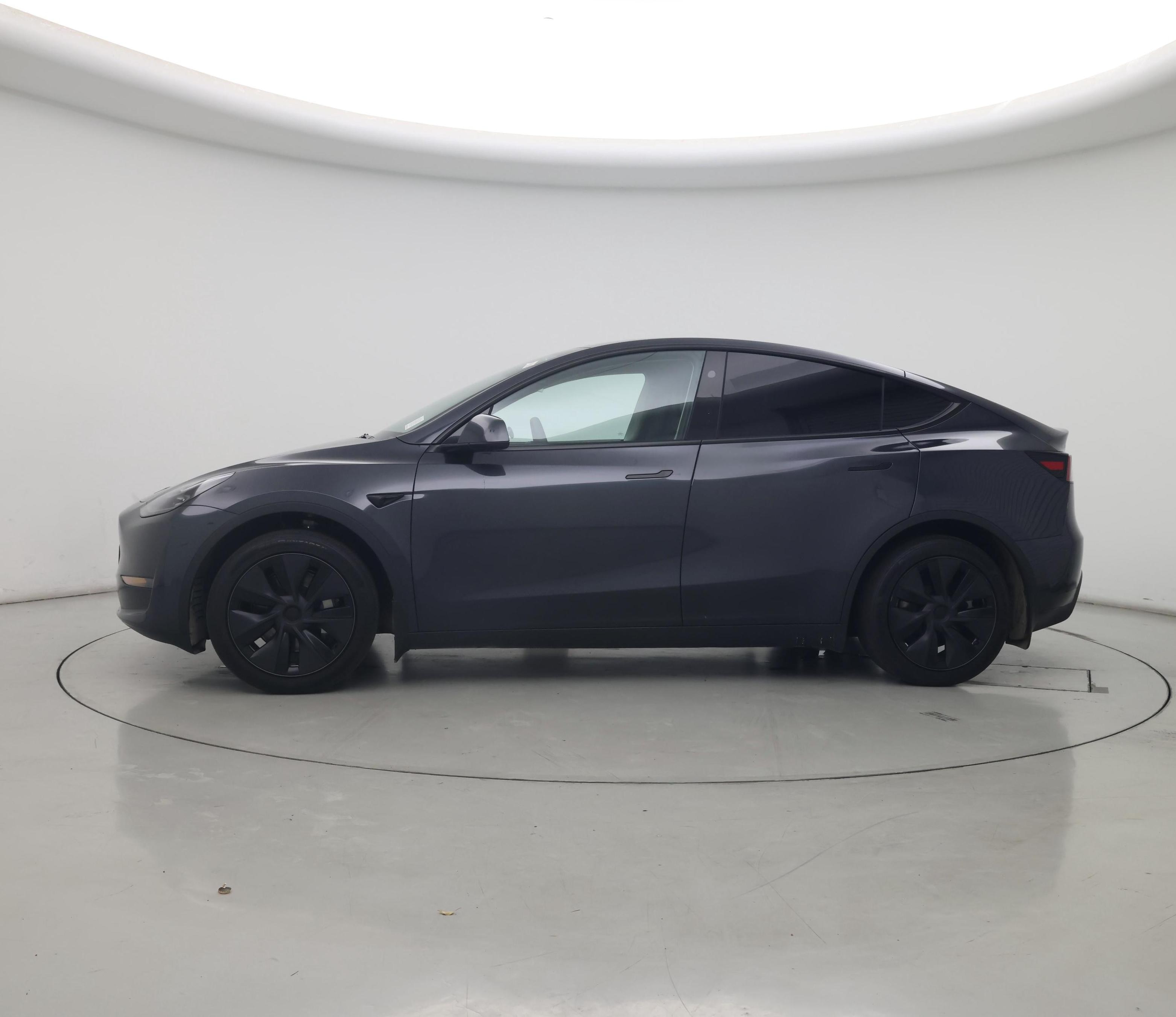 Thumbnail: 2025 Tesla Model Y - 3