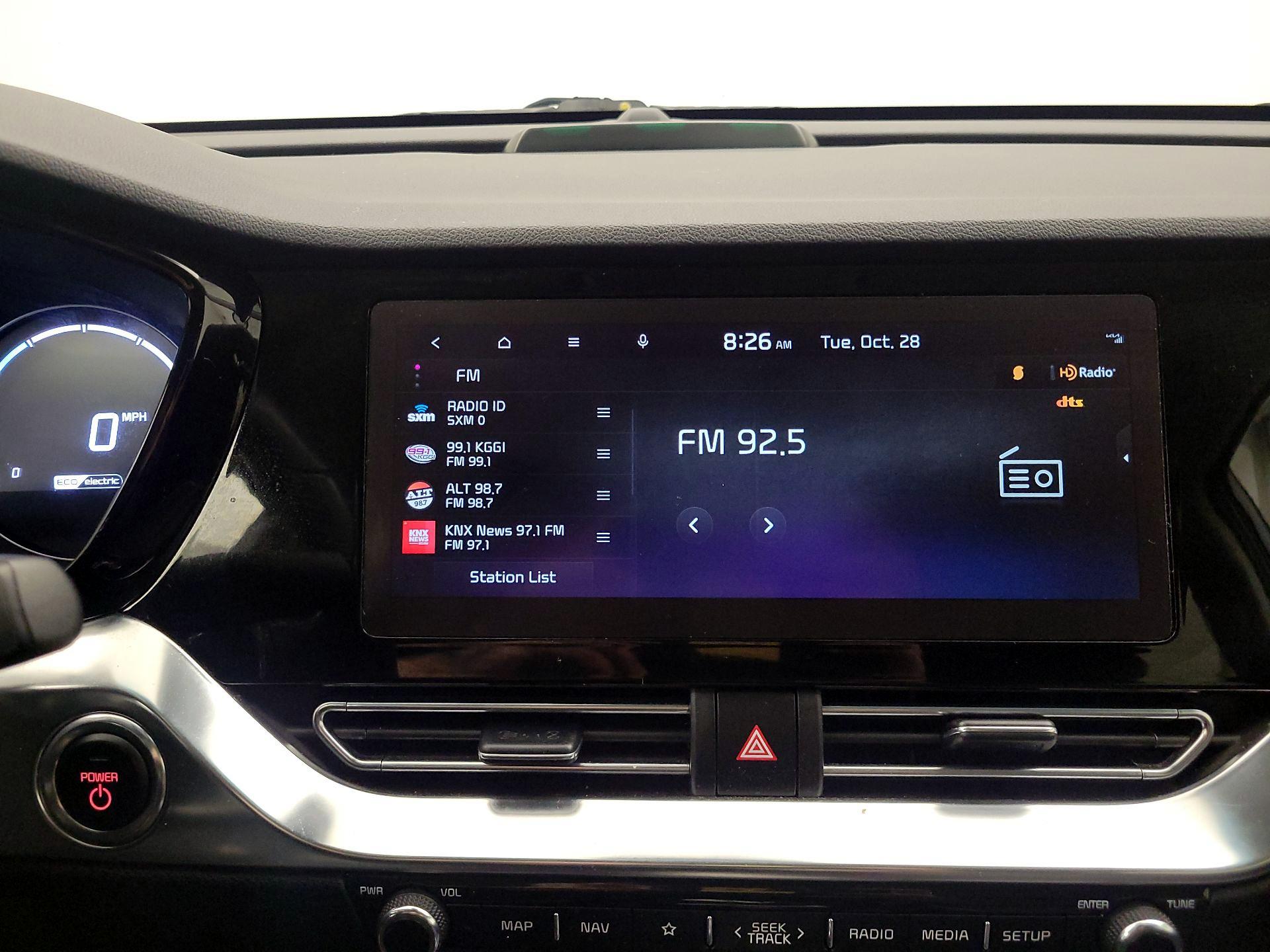 Thumbnail: 2022 Kia Niro - 16