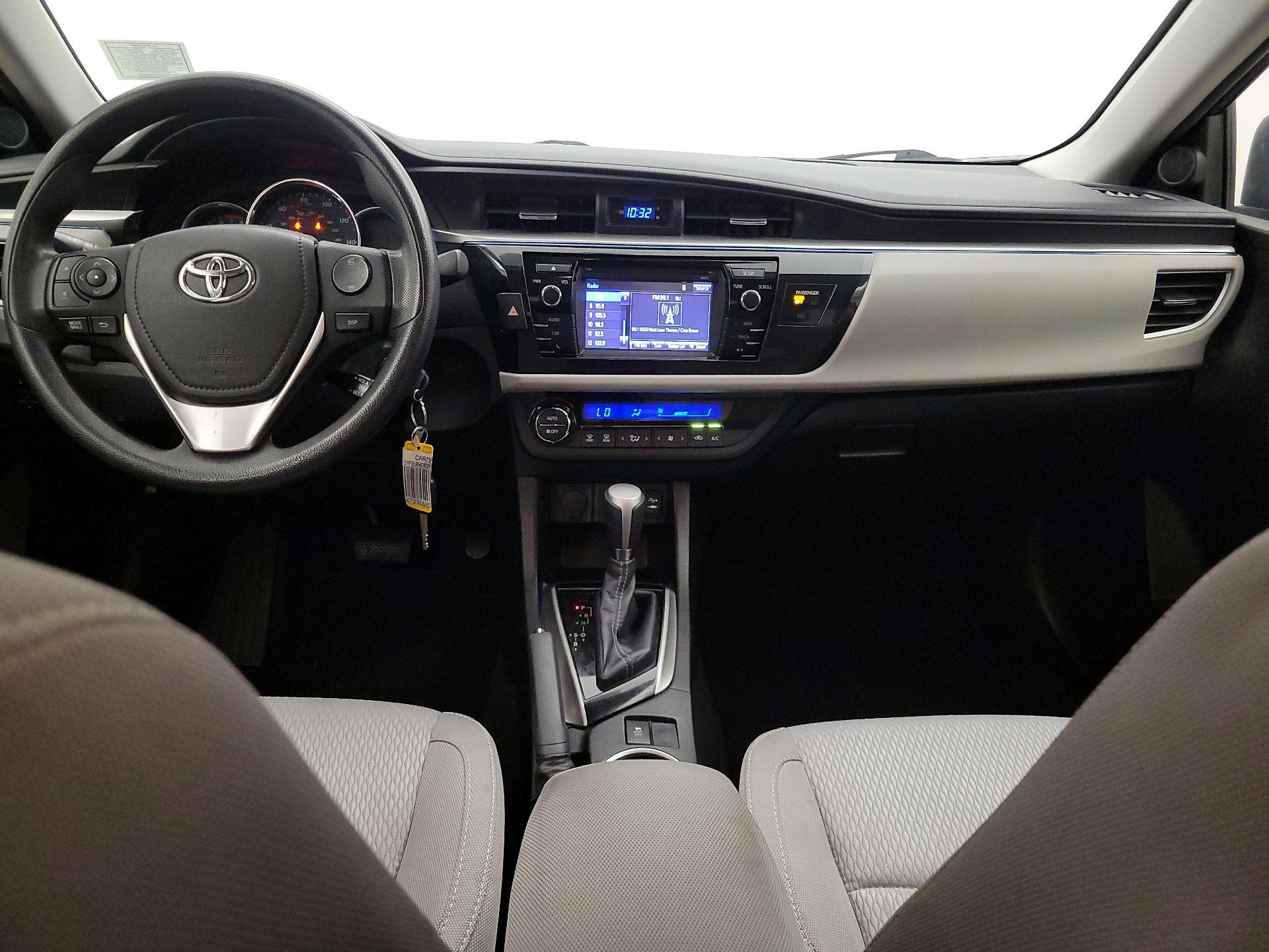 Thumbnail: 2016 Toyota Corolla - 9