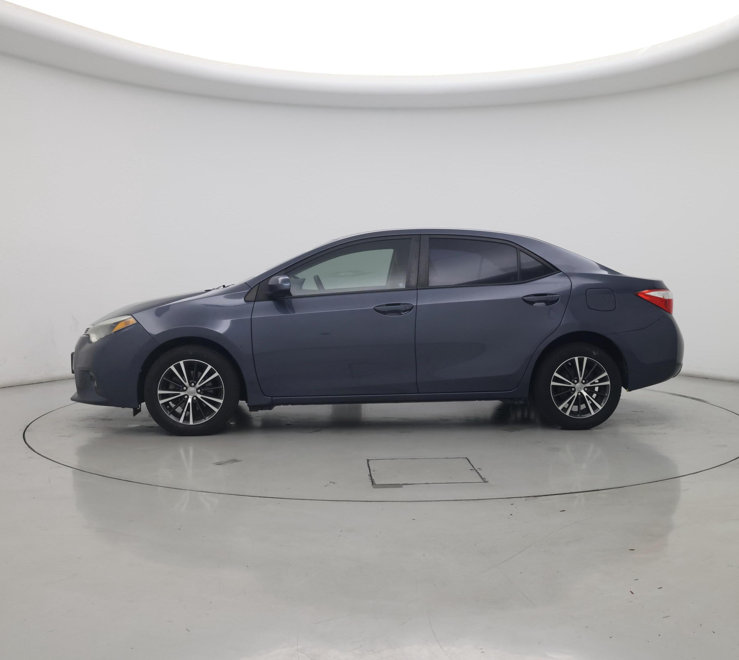 Thumbnail: 2016 Toyota Corolla - 3