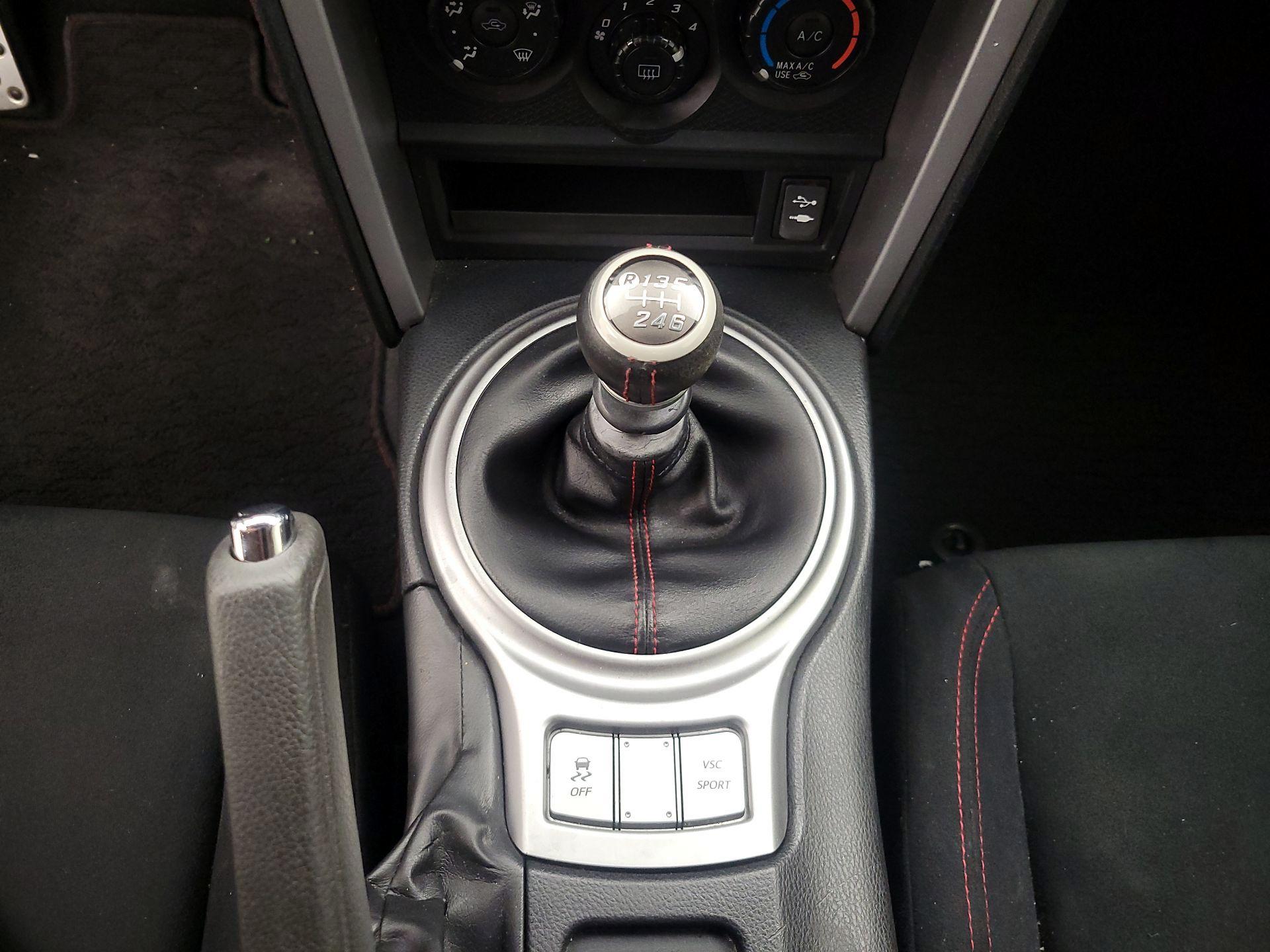 Thumbnail: 2014 Scion FR-S - 16