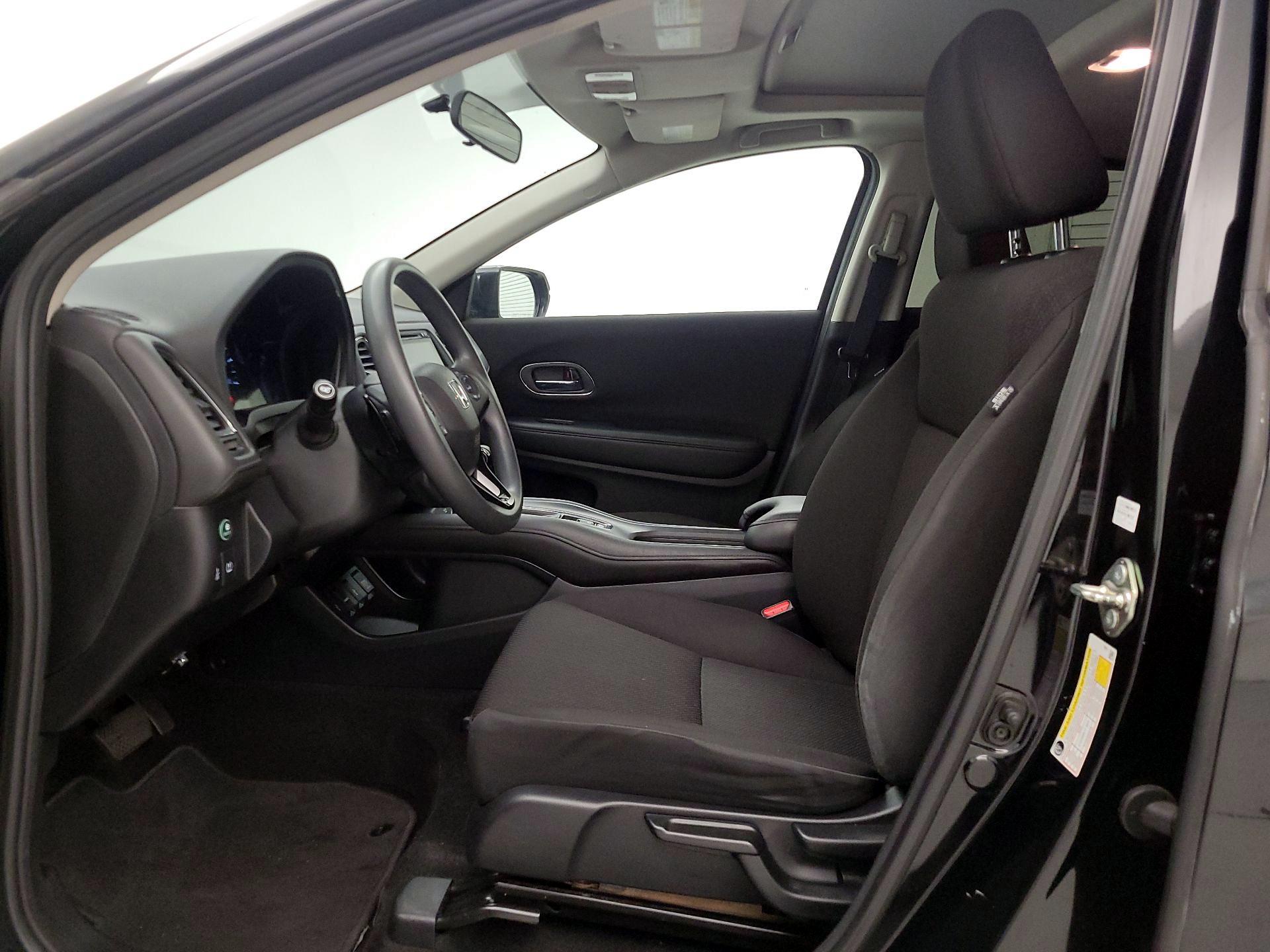 Thumbnail: 2017 Honda HR-V - 11