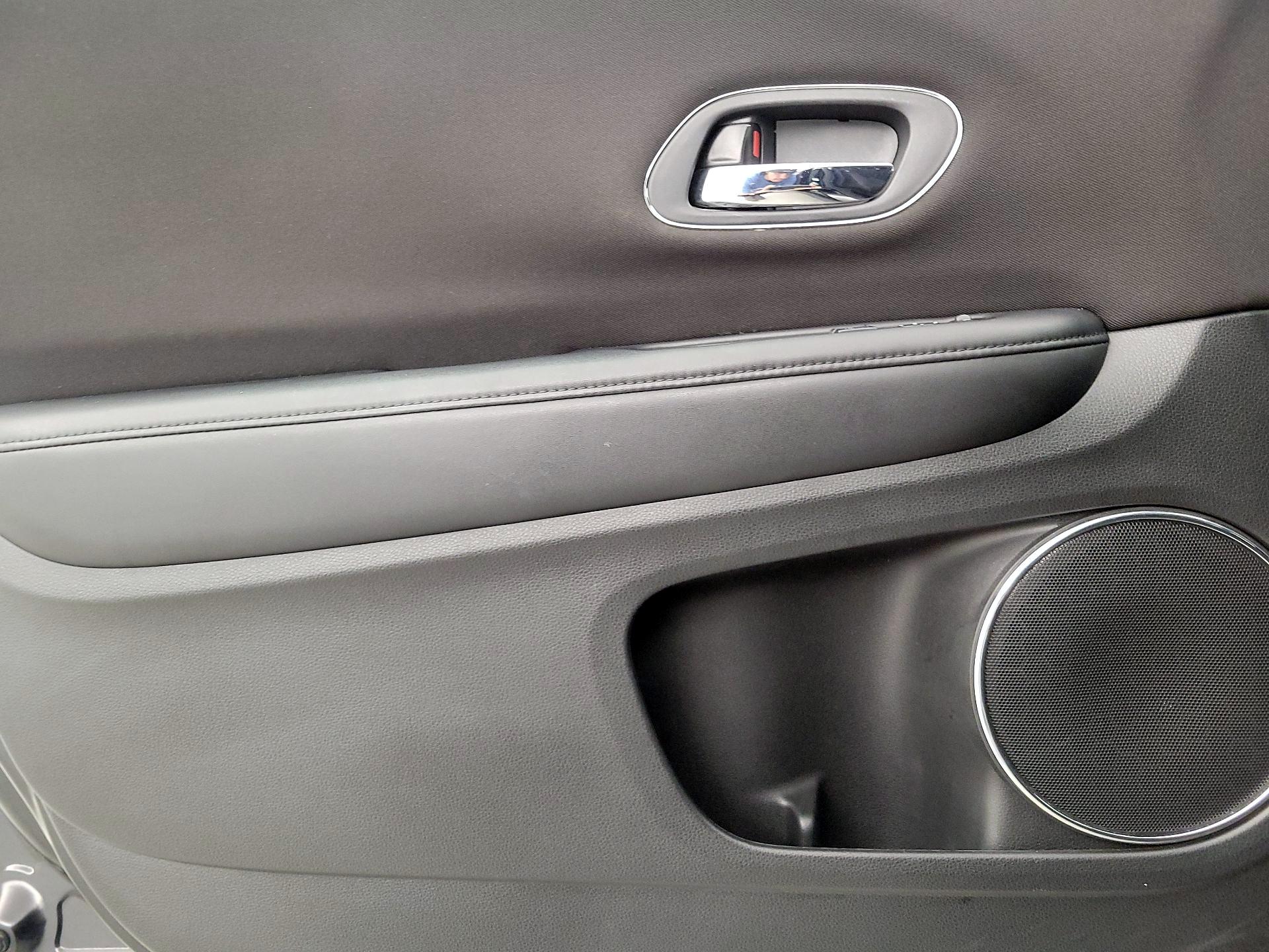 Thumbnail: 2017 Honda HR-V - 12