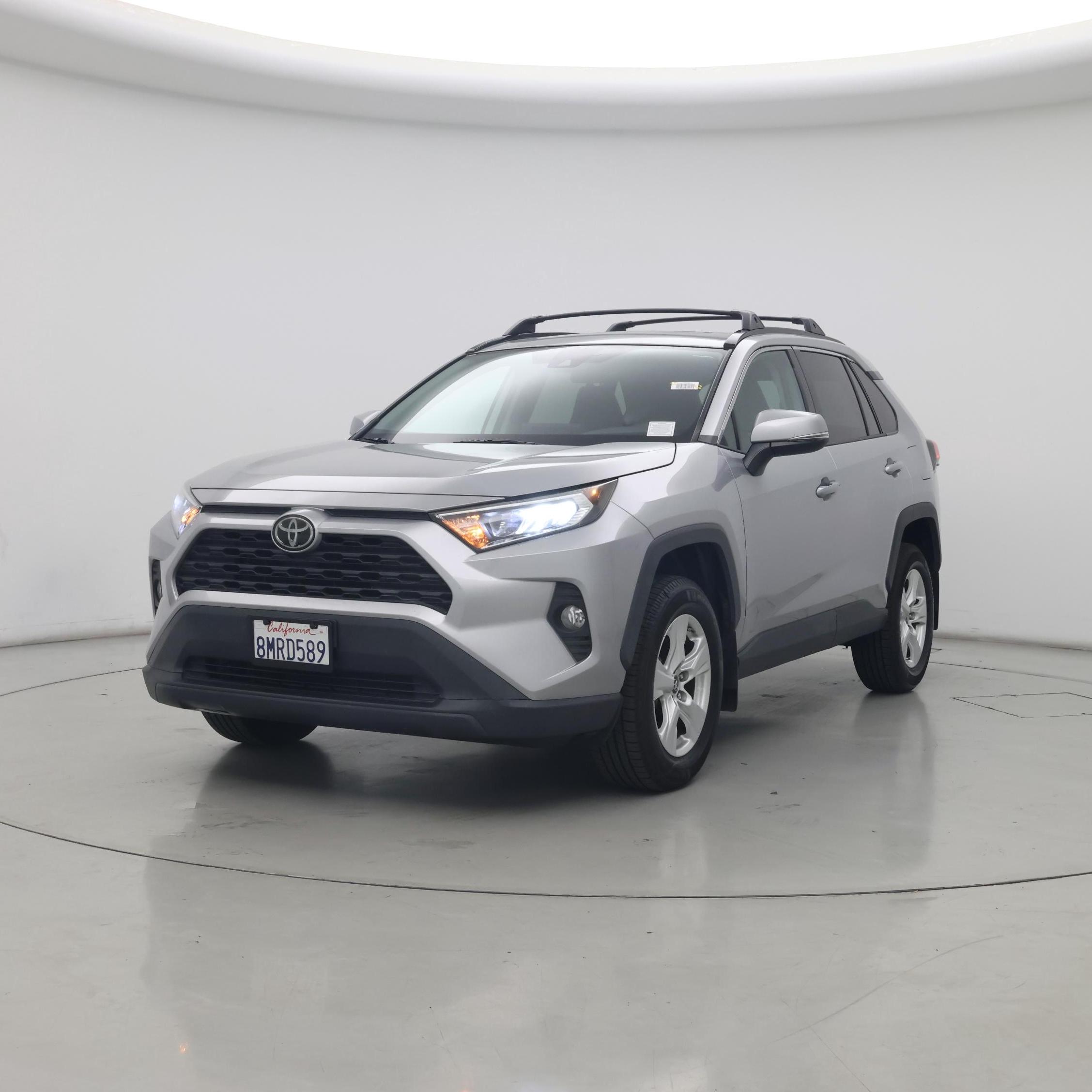 Thumbnail: 2019 Toyota RAV4 - 4