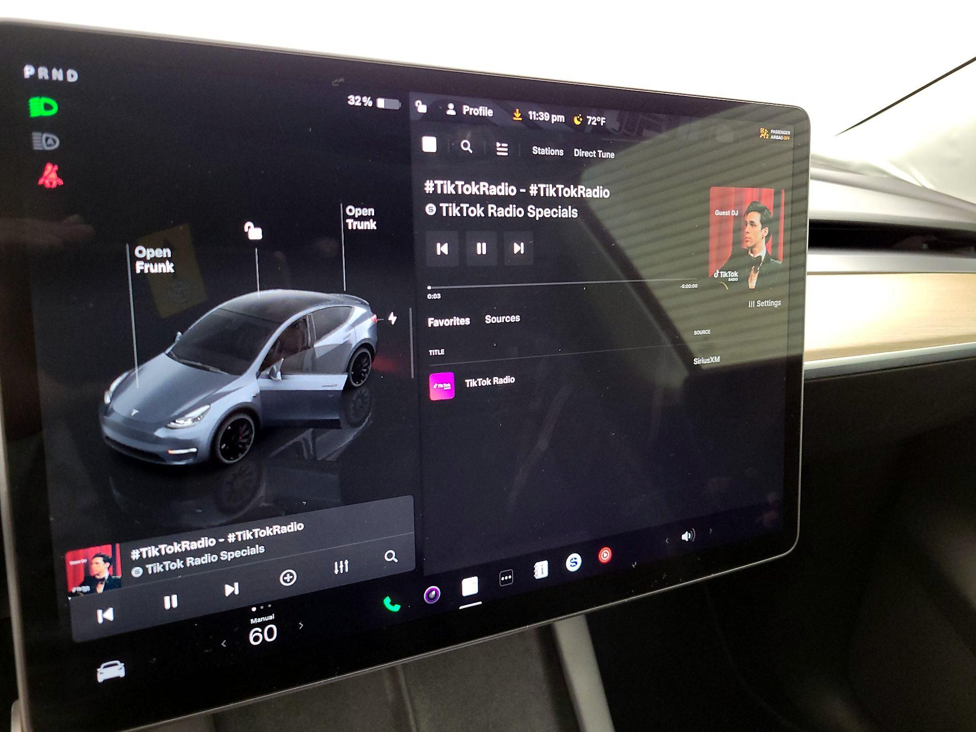 Thumbnail: 2022 Tesla Model Y - 14