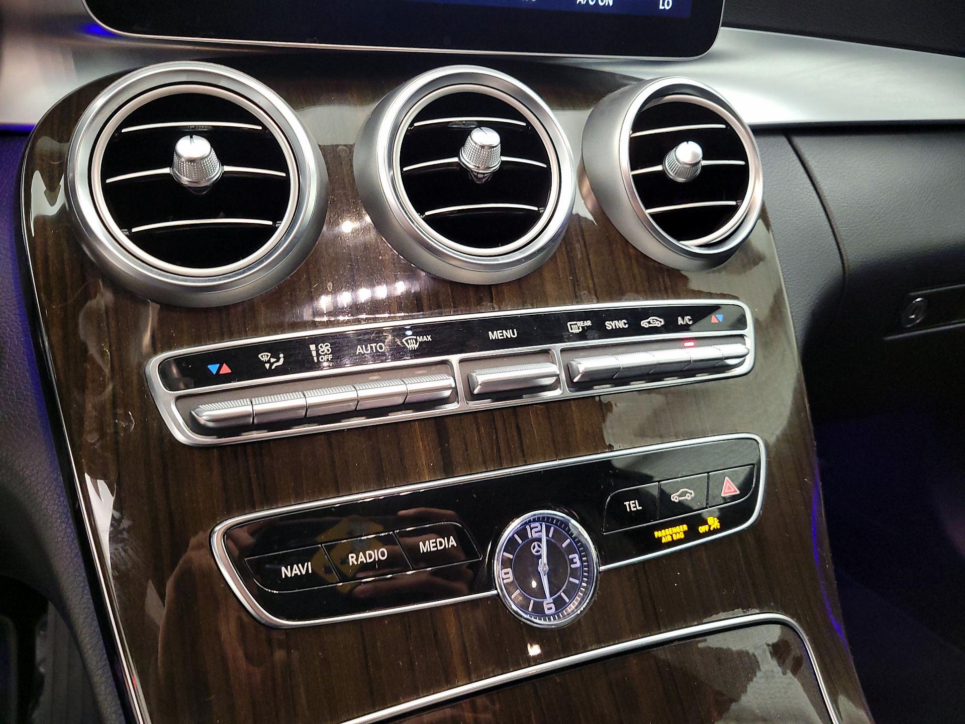 Thumbnail: 2020 Mercedes-Benz C-Class - 16