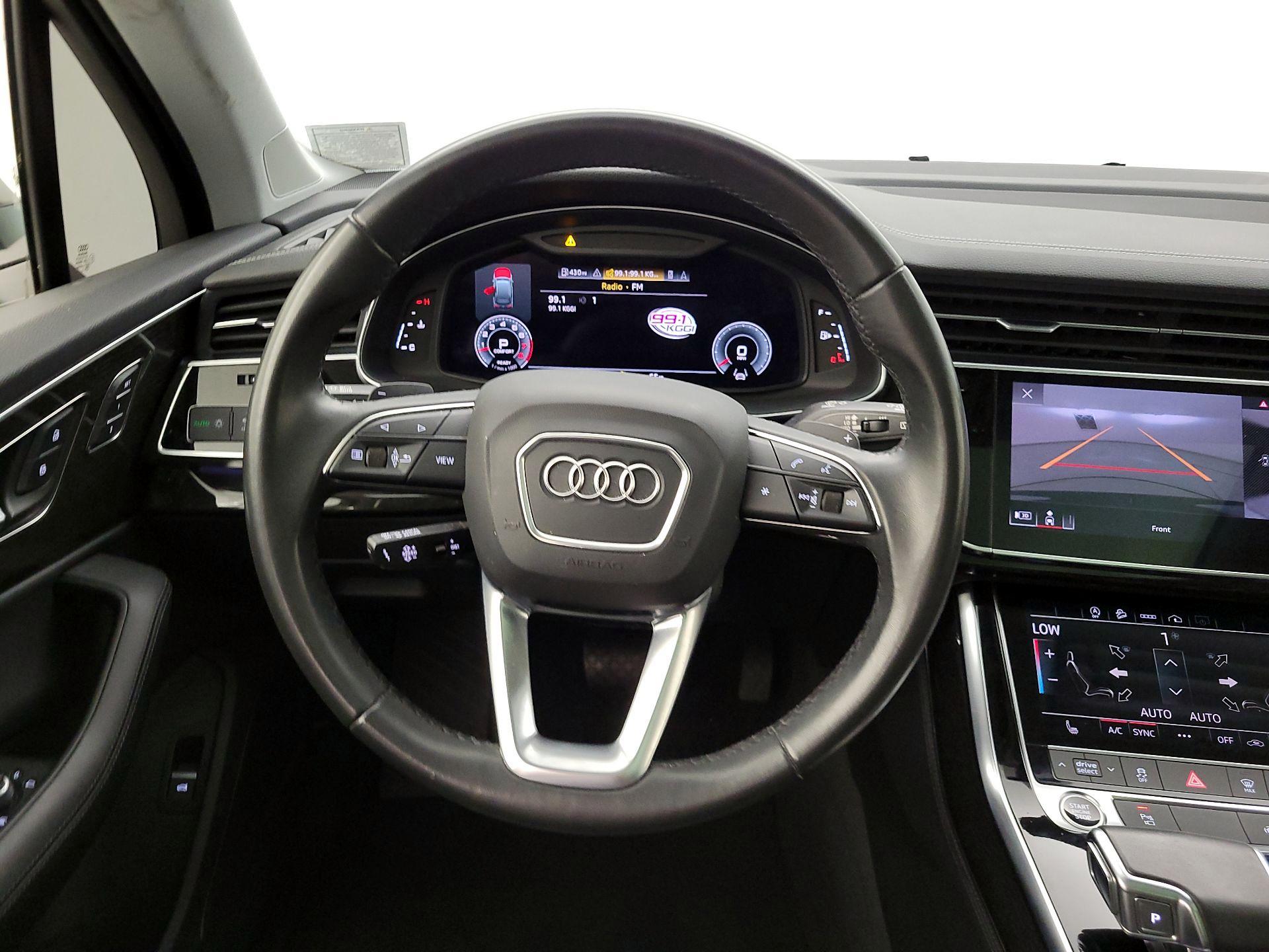Thumbnail: 2023 Audi Q7 - 10