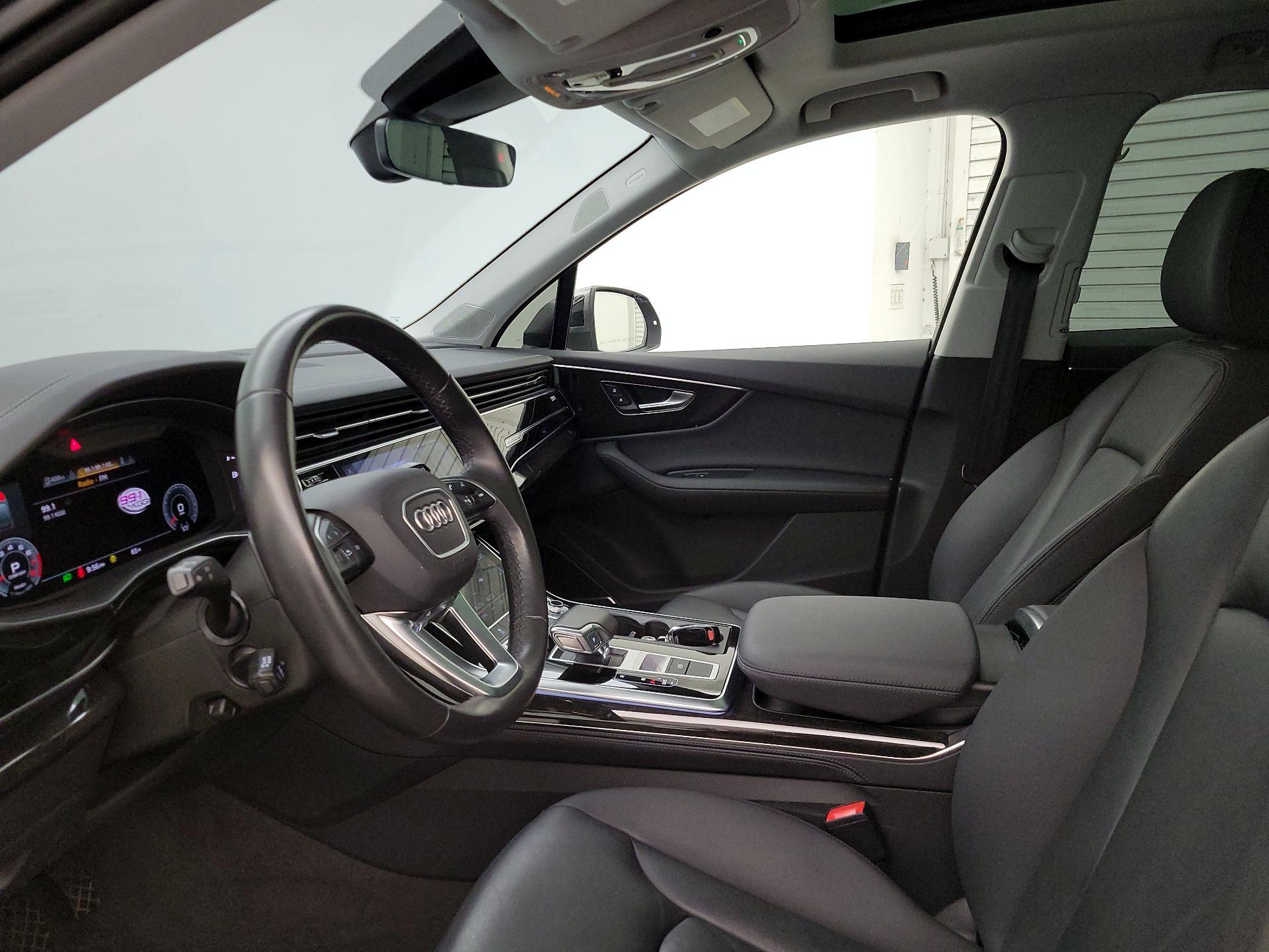 Thumbnail: 2023 Audi Q7 - 11