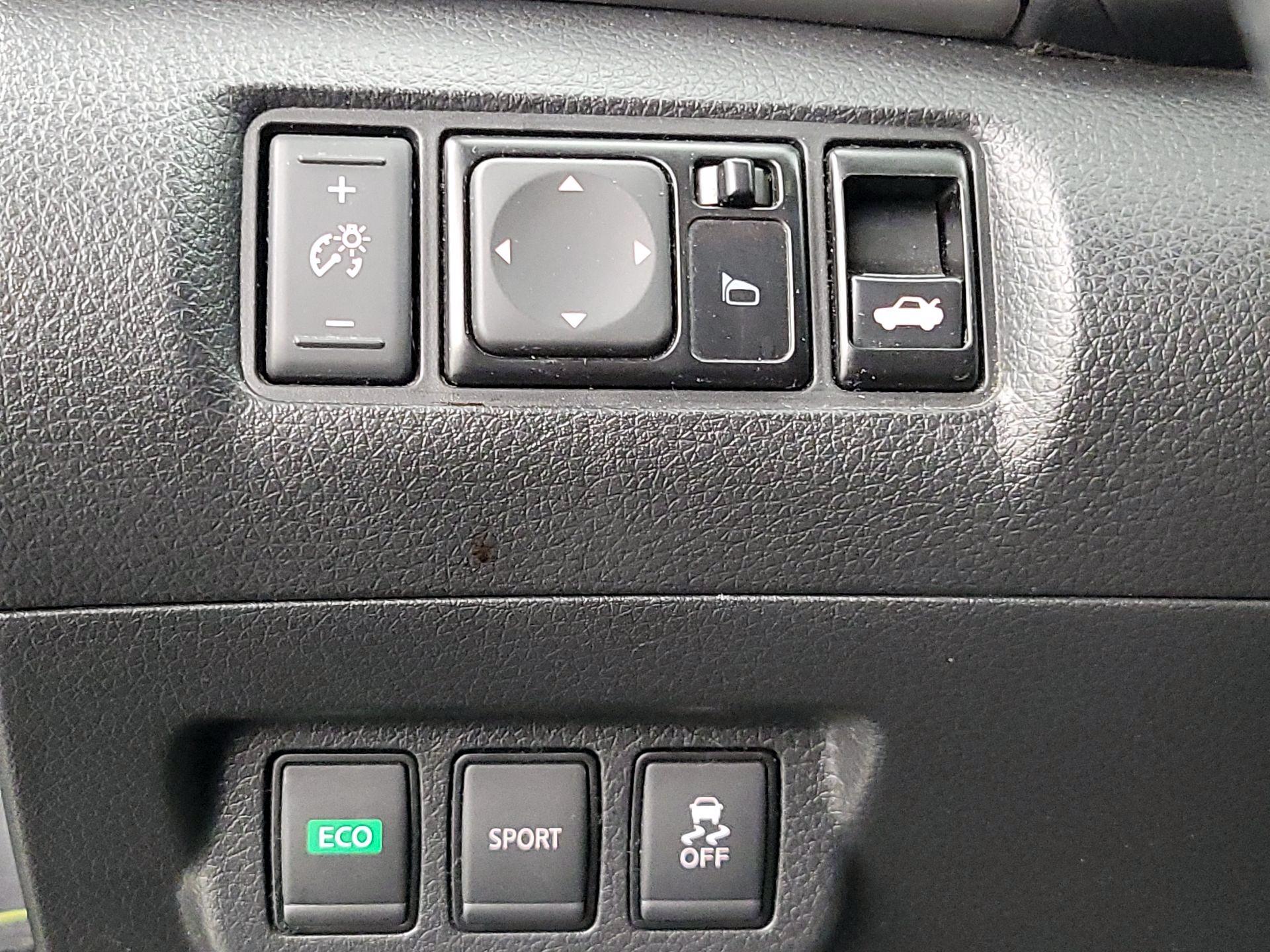 Thumbnail: 2018 Nissan Sentra - 13