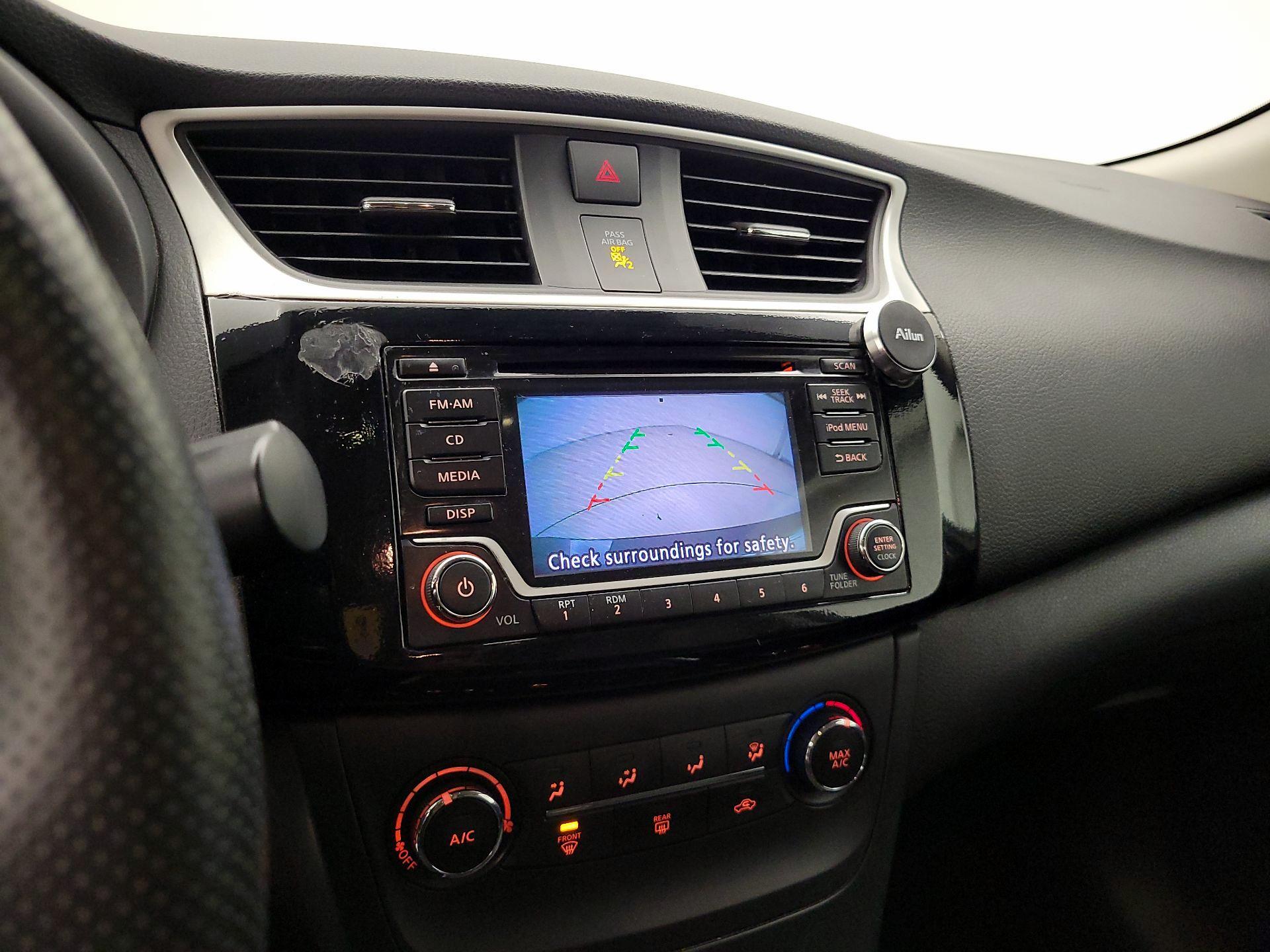 Thumbnail: 2018 Nissan Sentra - 14