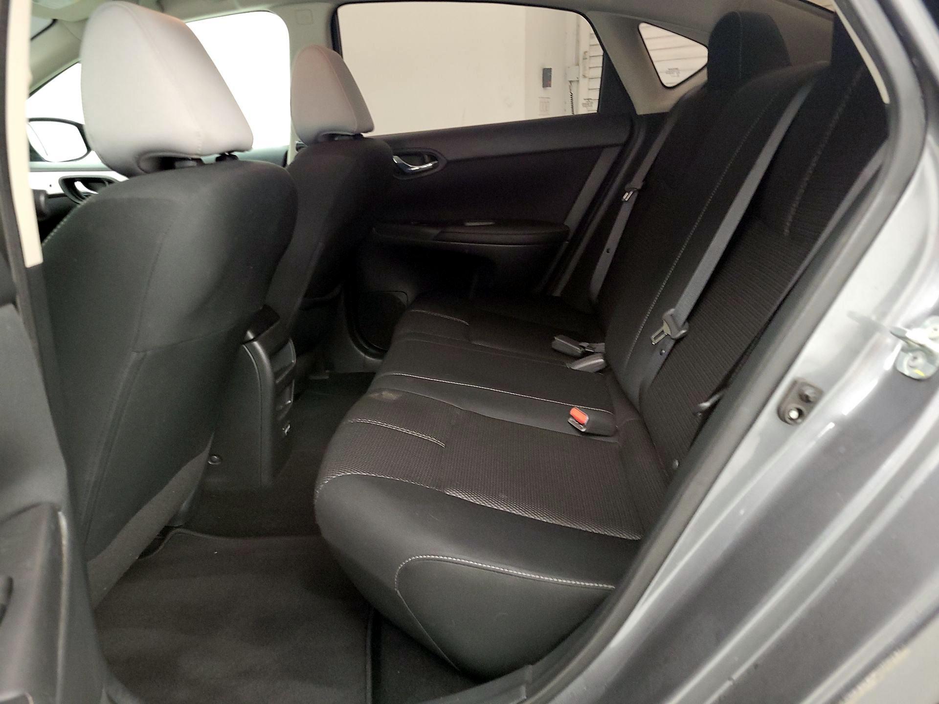 Thumbnail: 2018 Nissan Sentra - 19