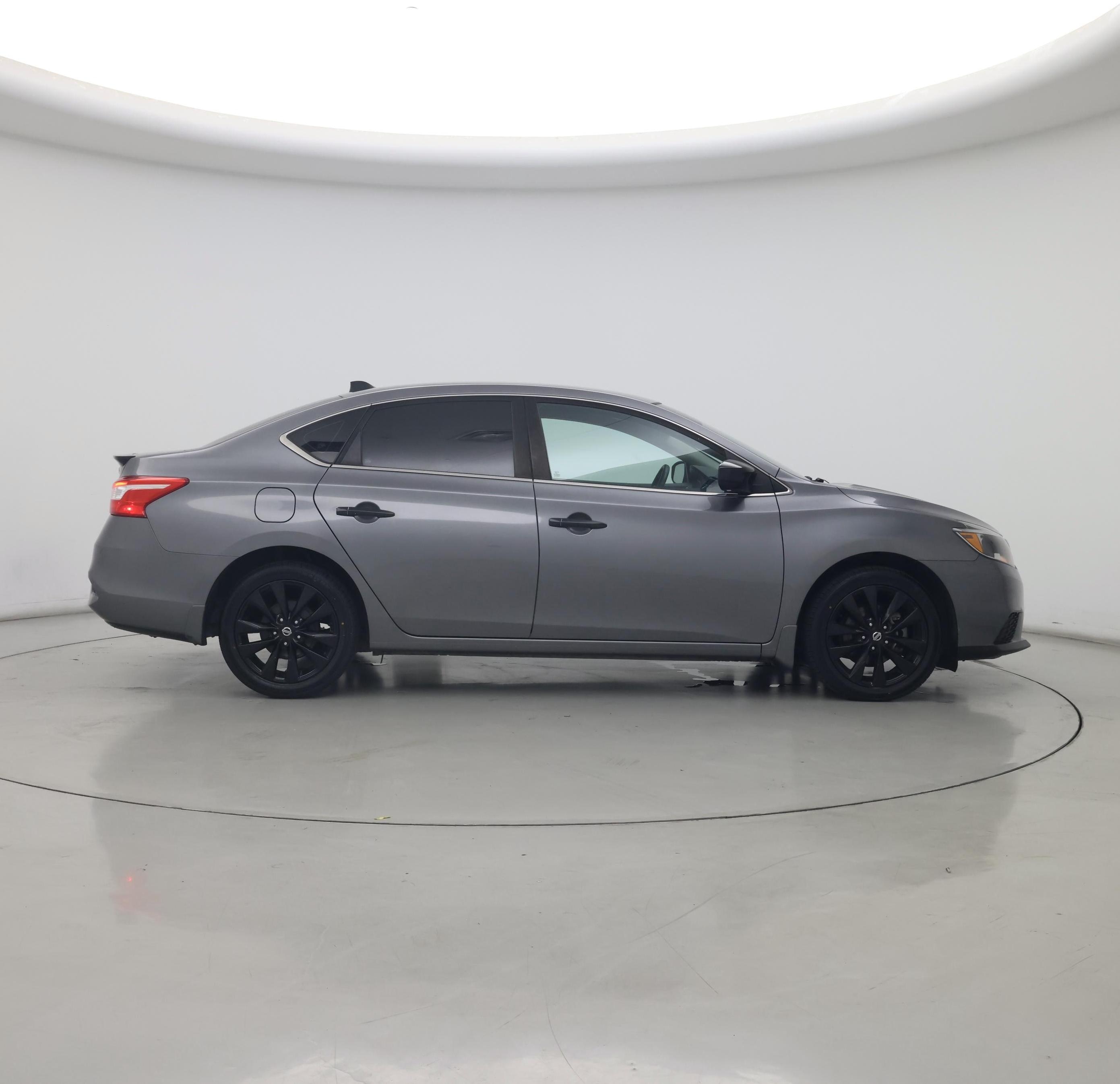 Thumbnail: 2018 Nissan Sentra - 7