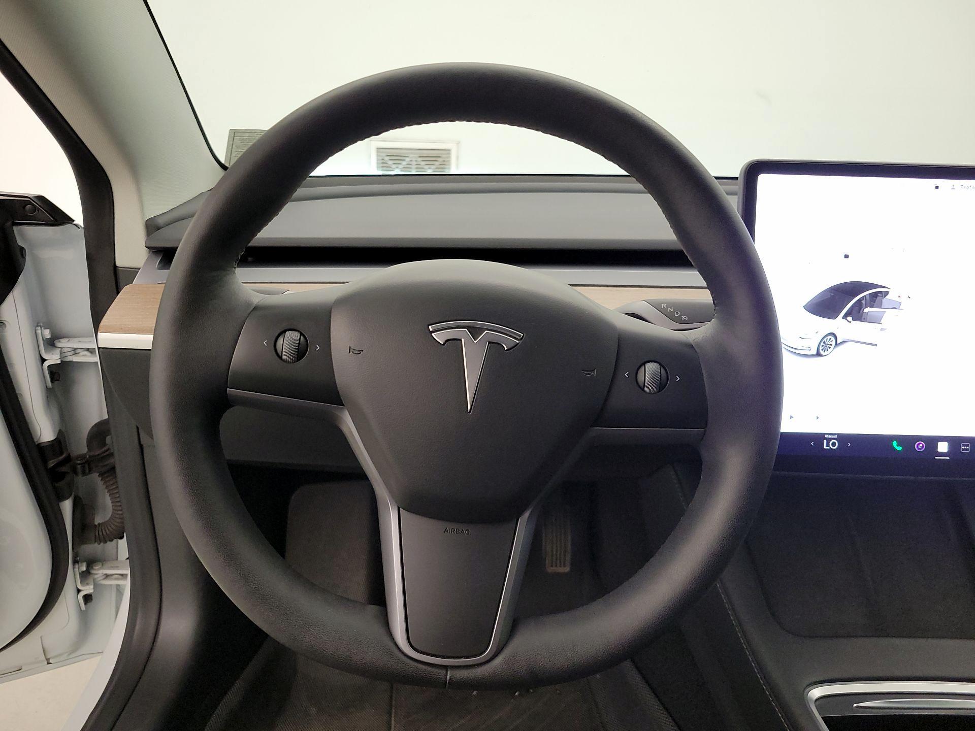 Thumbnail: 2022 Tesla Model 3 - 10