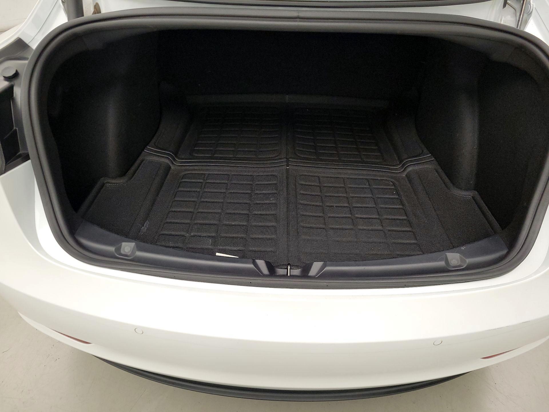 Thumbnail: 2022 Tesla Model 3 - 18