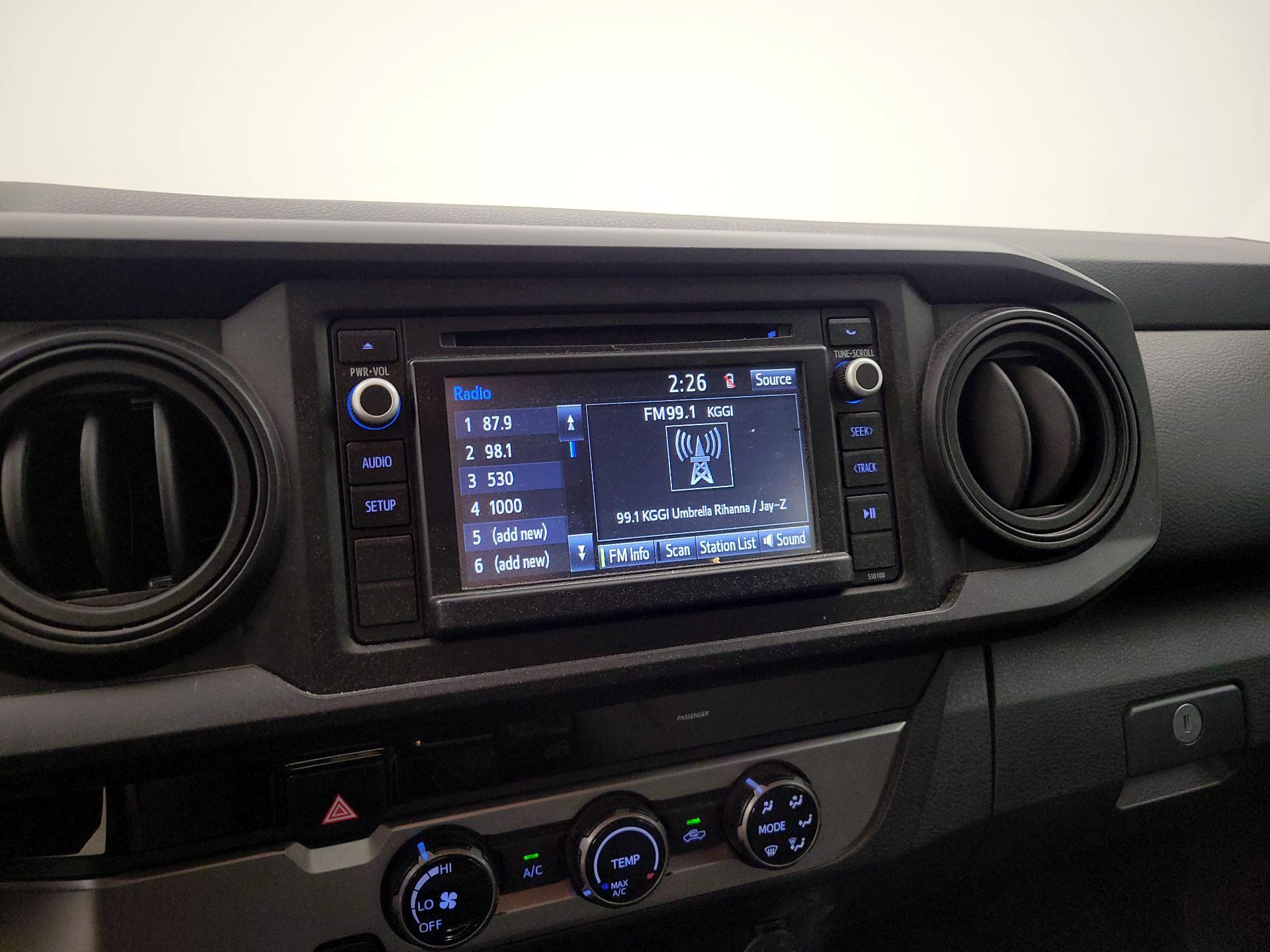 Thumbnail: 2017 Toyota Tacoma - 14