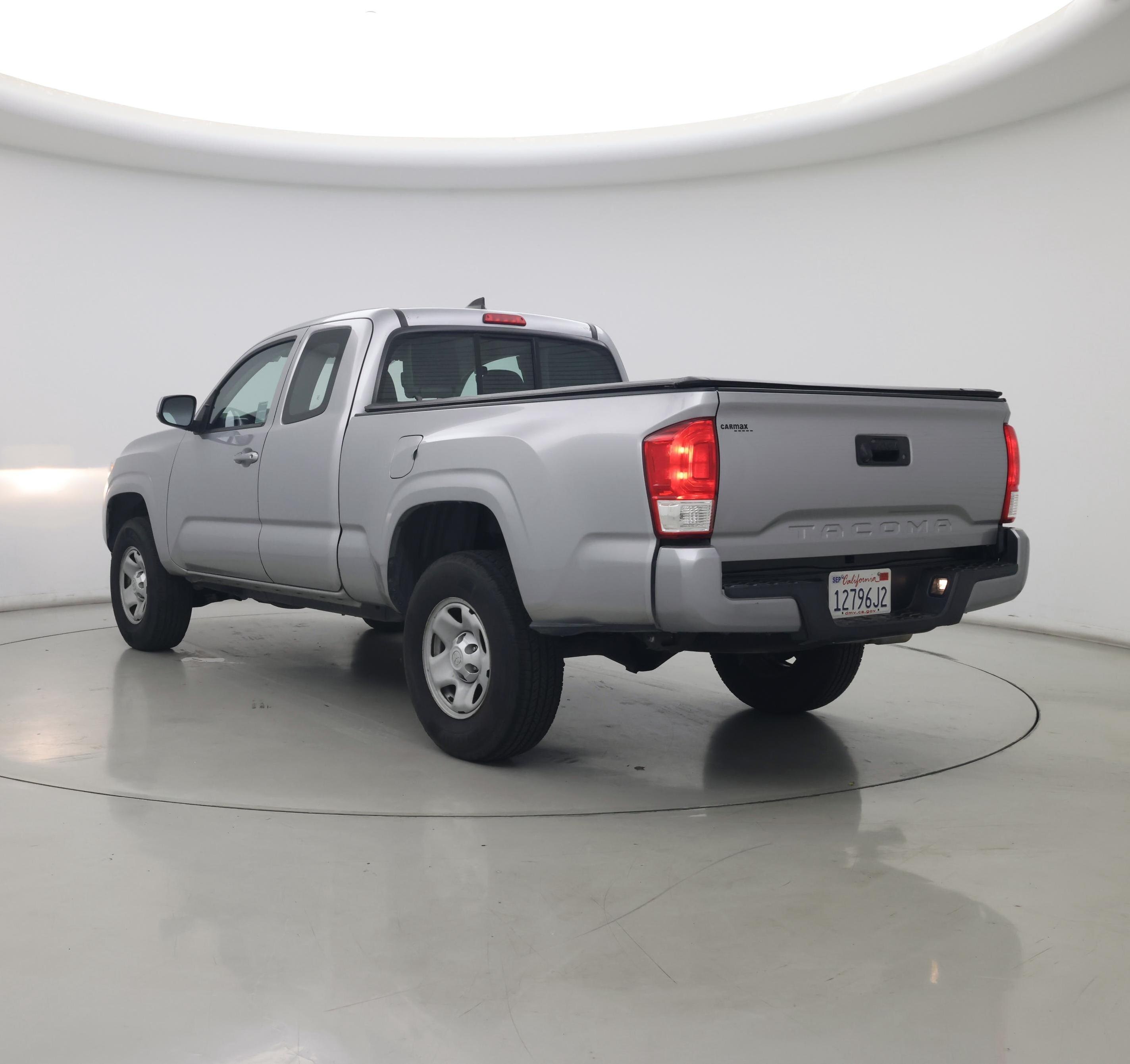 Thumbnail: 2017 Toyota Tacoma - 2