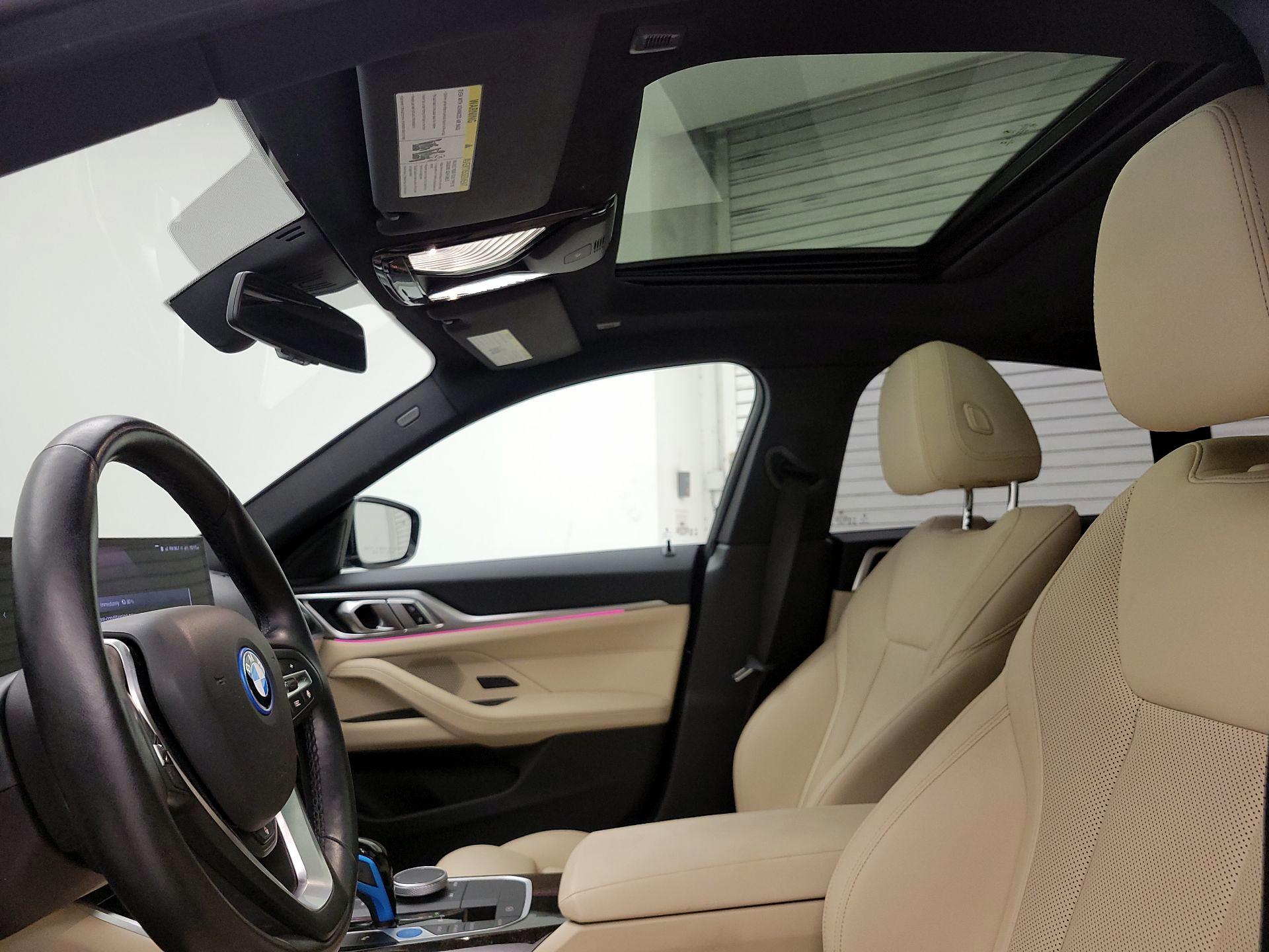 Thumbnail: 2023 BMW i4 - 19