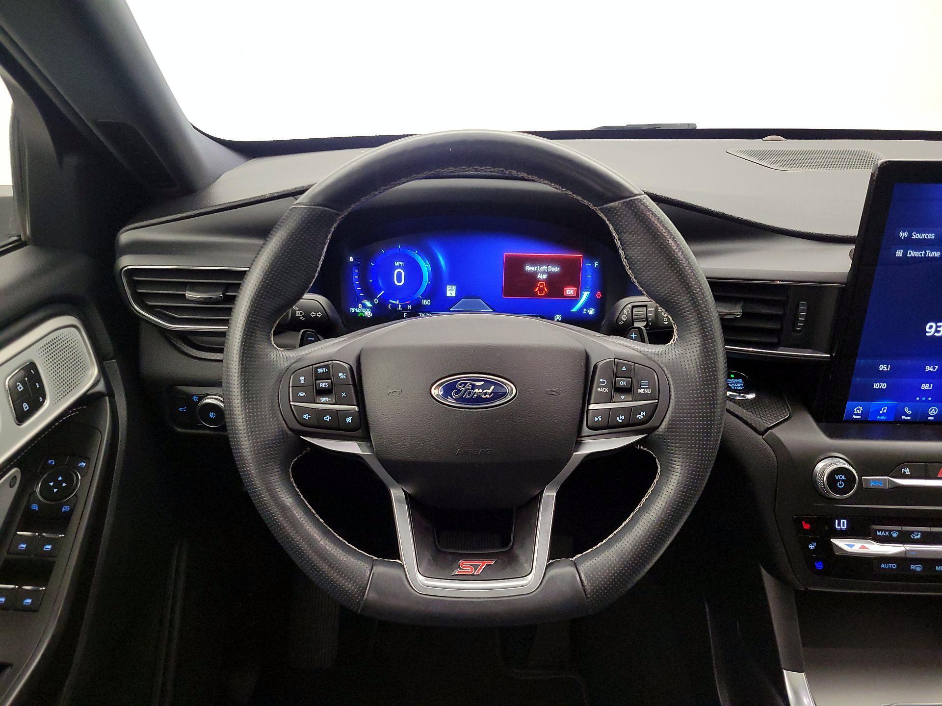 Thumbnail: 2020 Ford Explorer - 10